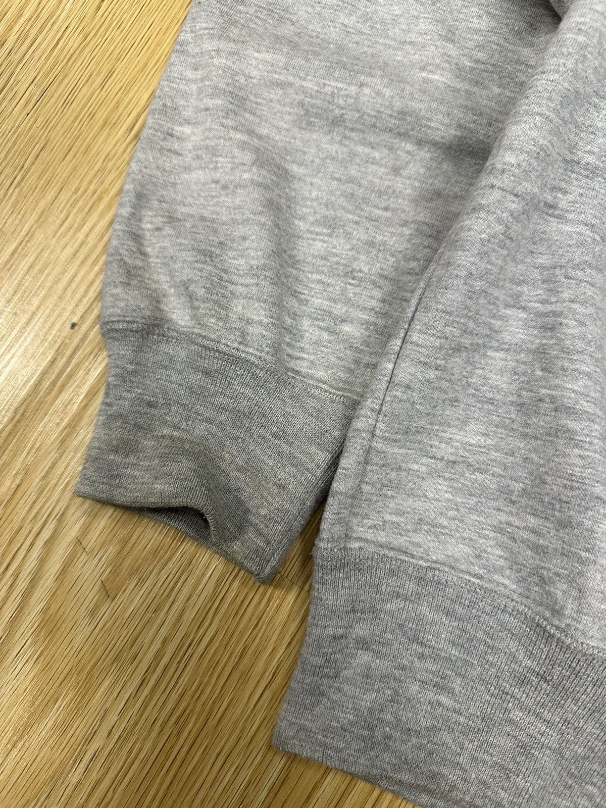 NCAA Vintage NCAA by Descente Crewneck Z239 Size US L / EU 52-54 / 3 - 4 Thumbnail