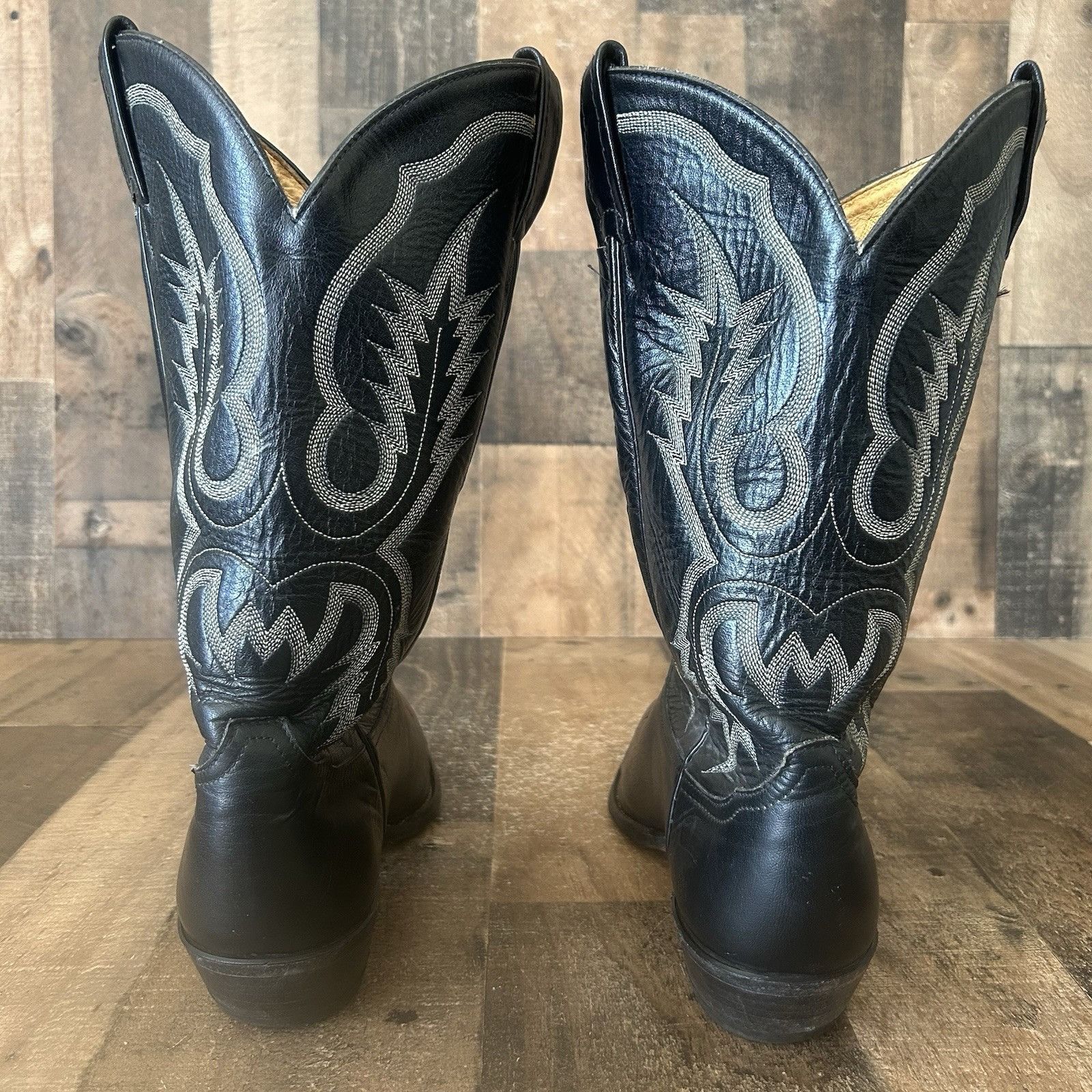 Tony Lama Tony Lama Vintage Classic Black Cowboy Boots Mens 10.5 EE Size US 10.5 / EU 43-44 - 10 Thumbnail