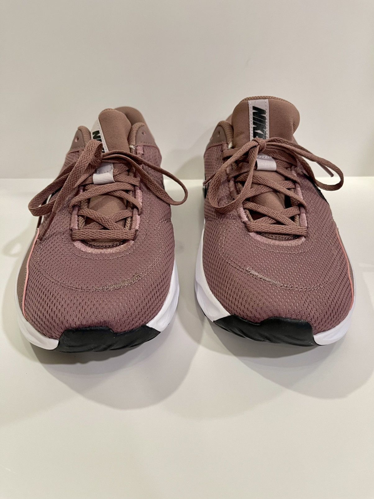Nike Nike Legend Essential 3 Shoes - Men 10/Women 11.5 Size US 11.5 / IT 41.5 - 15 Thumbnail