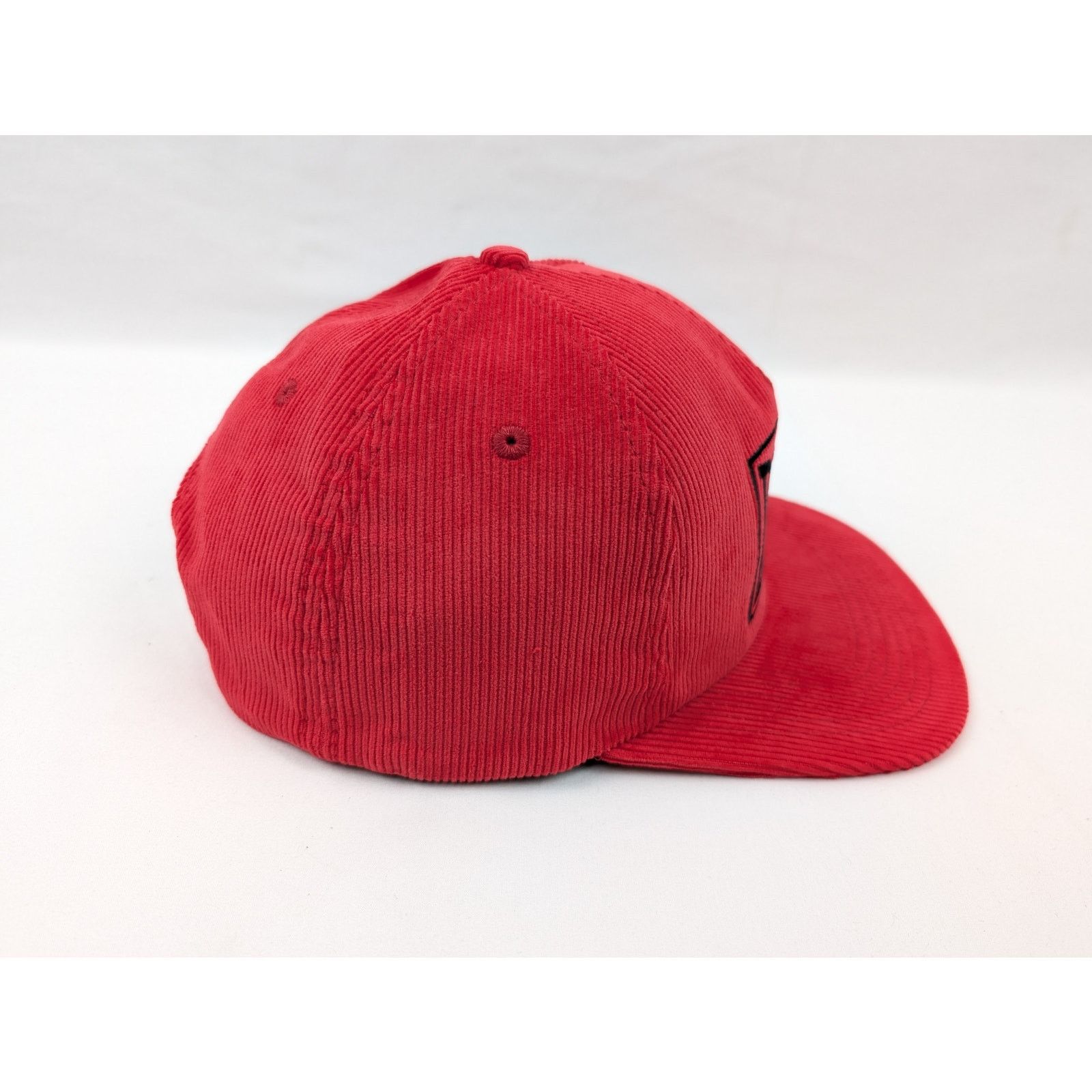 Gallery Dept. o1rshd1 Q:2 / Size: OS / Dept Gym Logo Cap / Hat in Red Size ONE SIZE - 6 Thumbnail