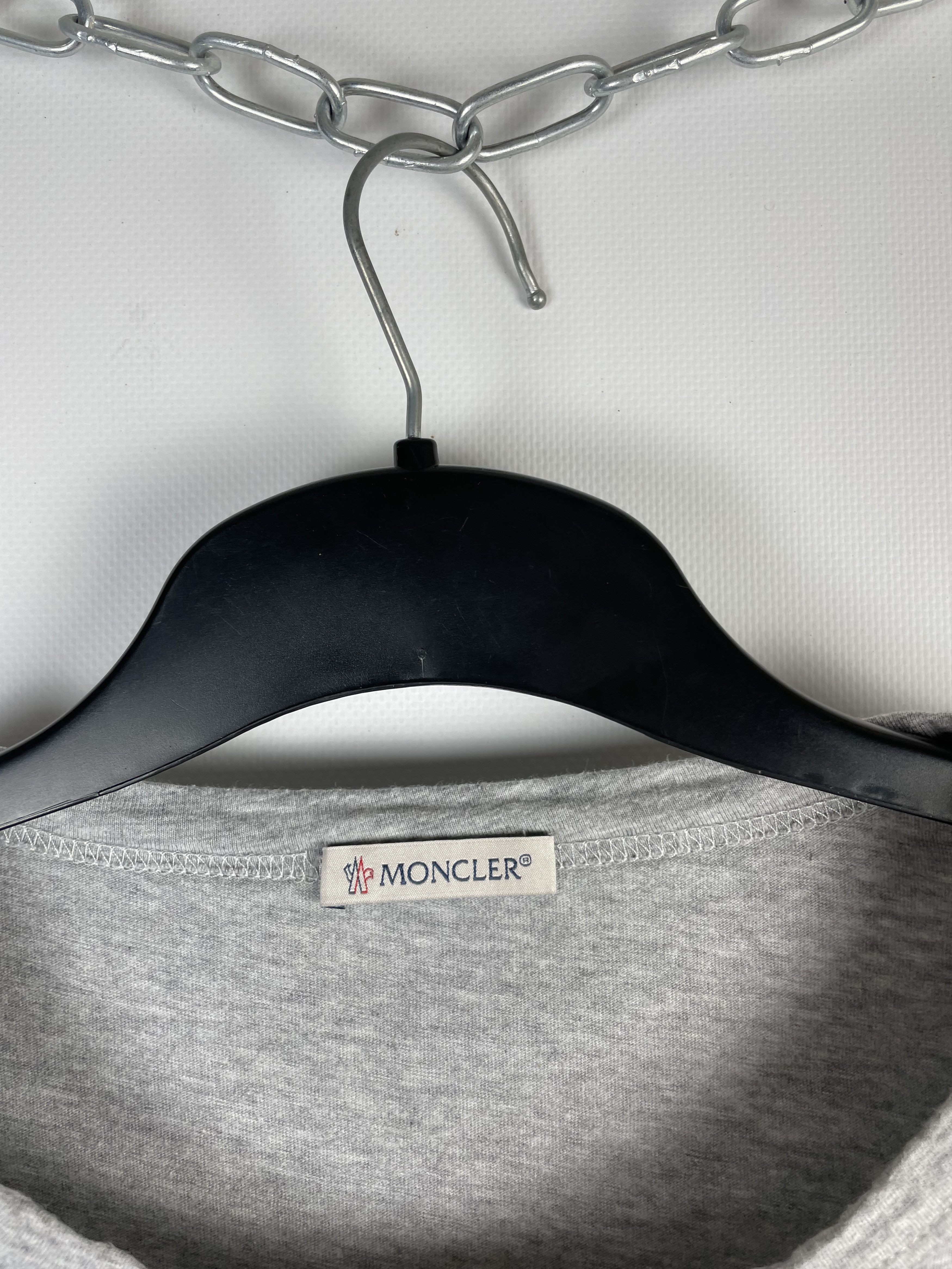 Moncler Moncler T-shirt Size US L / EU 52-54 / 3 - 6 Thumbnail
