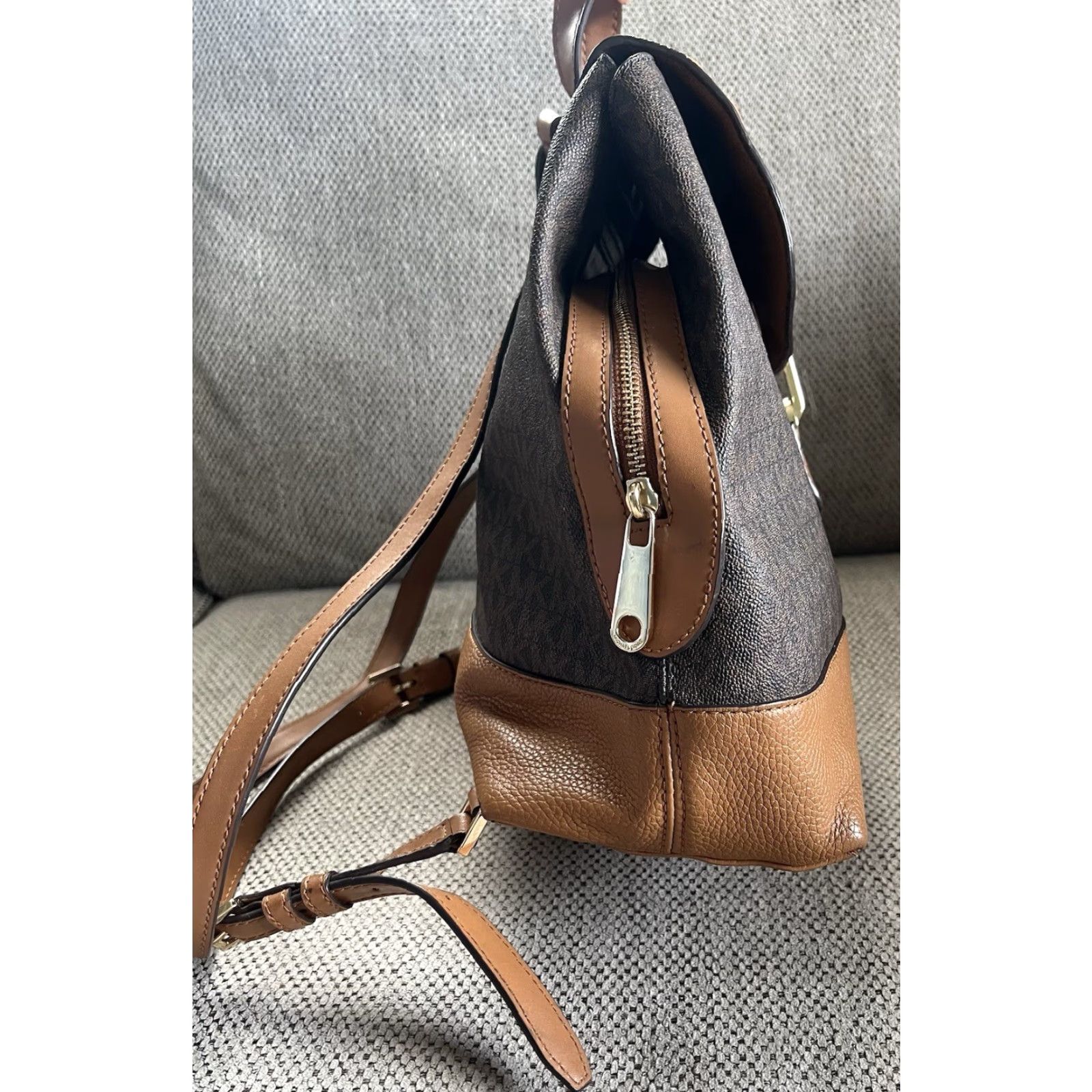 Vintage Michael Kors Raven Purse Backpack Monogram Brown Pebble Leather Medium Women Backpack Size ONE SIZE - 3 Thumbnail