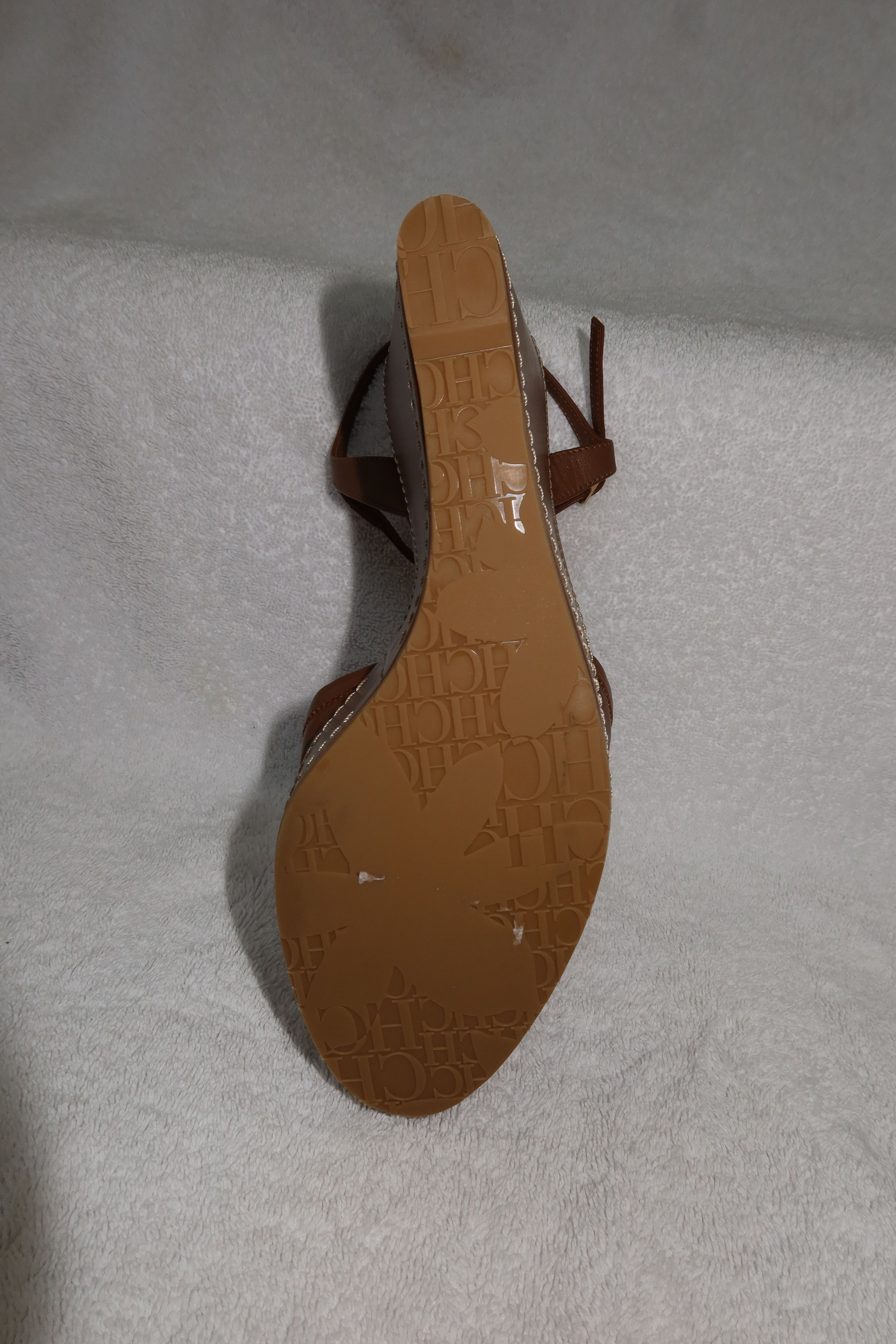 Carolina Herrera leather wedge sandals with logo buckle Size US 6 / IT 36 - 5 Thumbnail