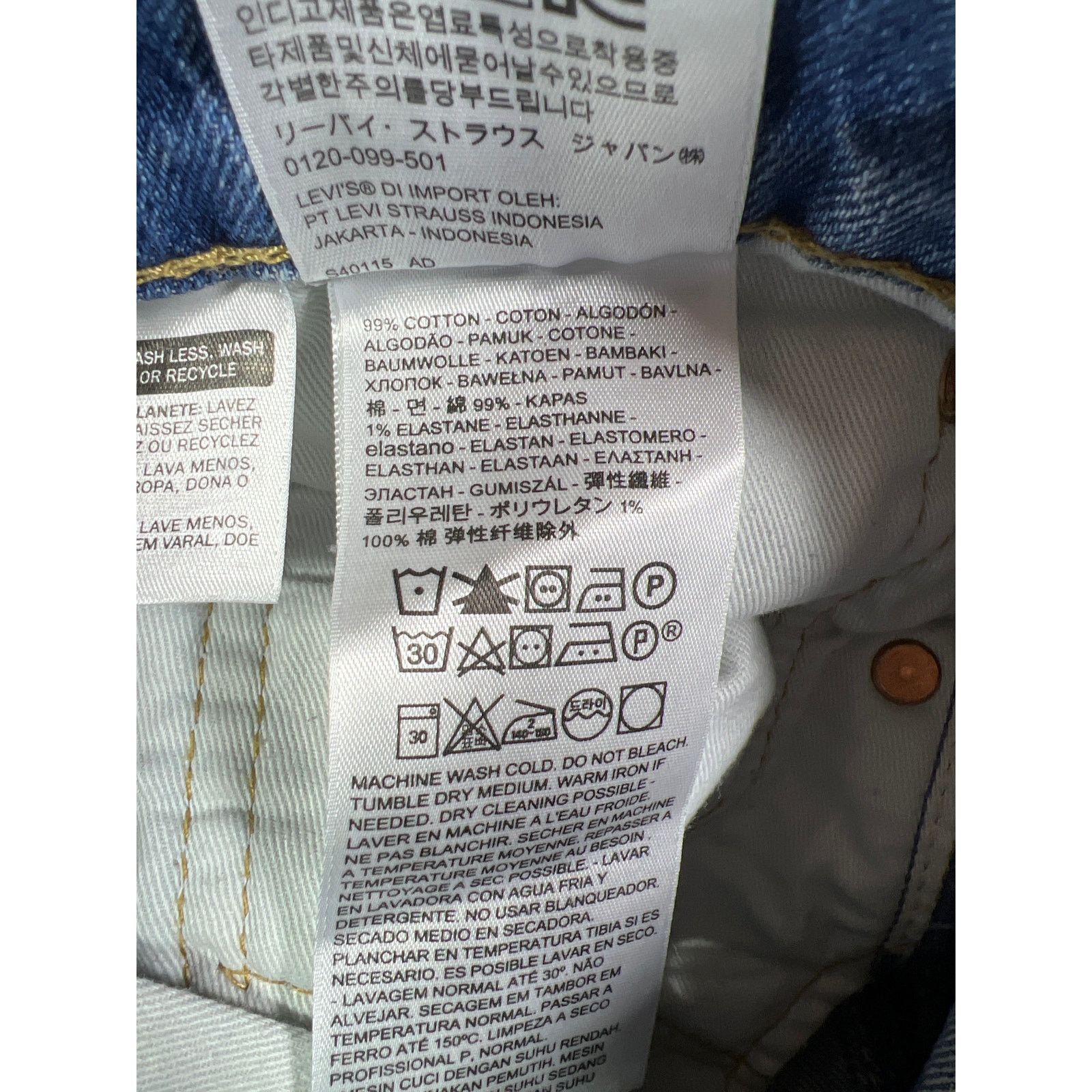 Levi's Levi’sDistressed Light Wash Jeans Unisex 34 Waist 90s Y2K Size US 34 / EU 50 - 13 Thumbnail
