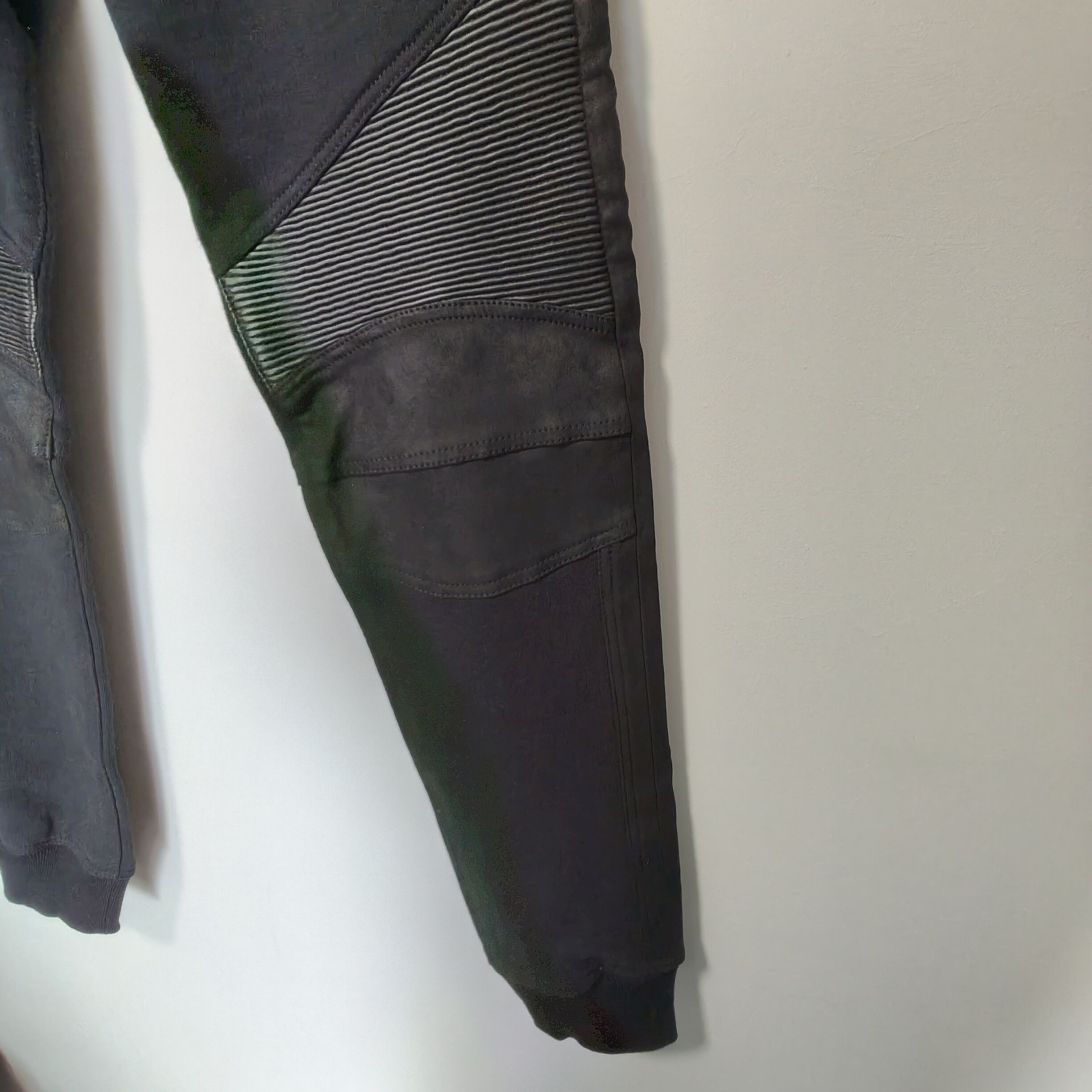 Balmain Leather and cotton biker sweatpants Size US 32 / EU 48 - 3 Thumbnail