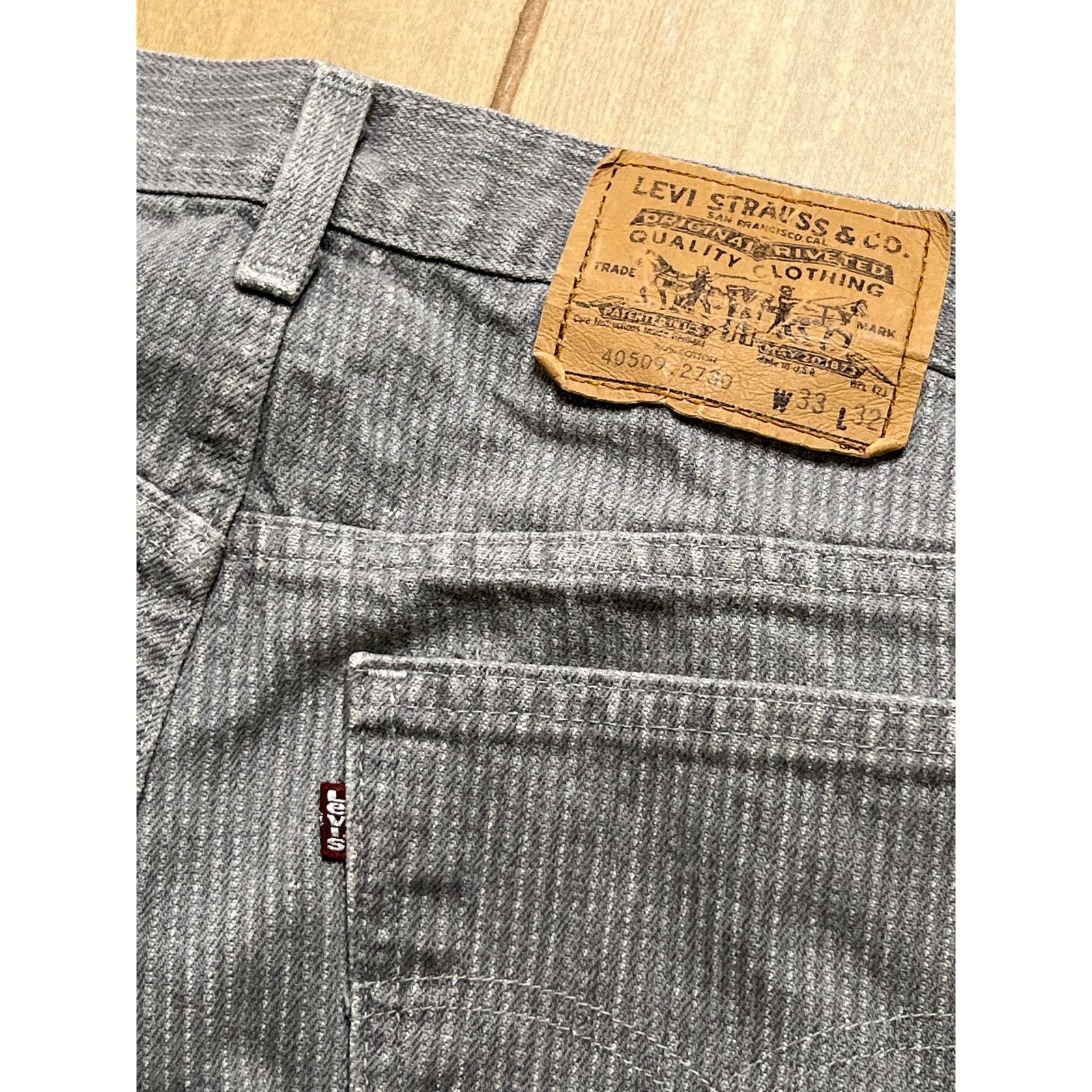 Levi's Levi’s 40509 Jeans Mens Actual Sz 31x31 Gray Pinstripe USA Size US 31 - 5 Thumbnail