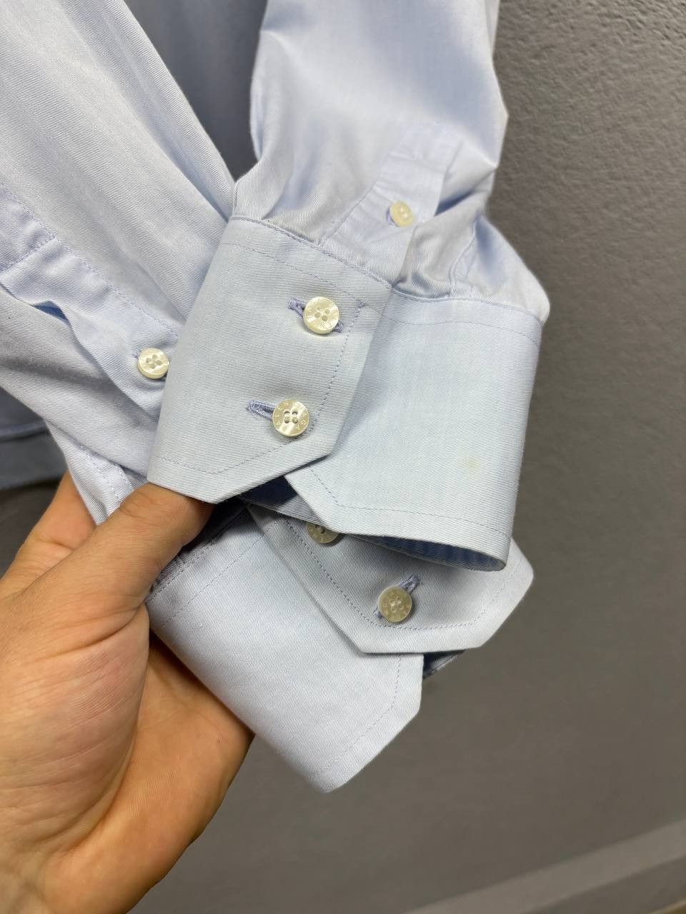 Balenciaga Balenciaga mens shirt size 43 / L - XL Size US L / EU 52-54 / 3 - 6 Thumbnail