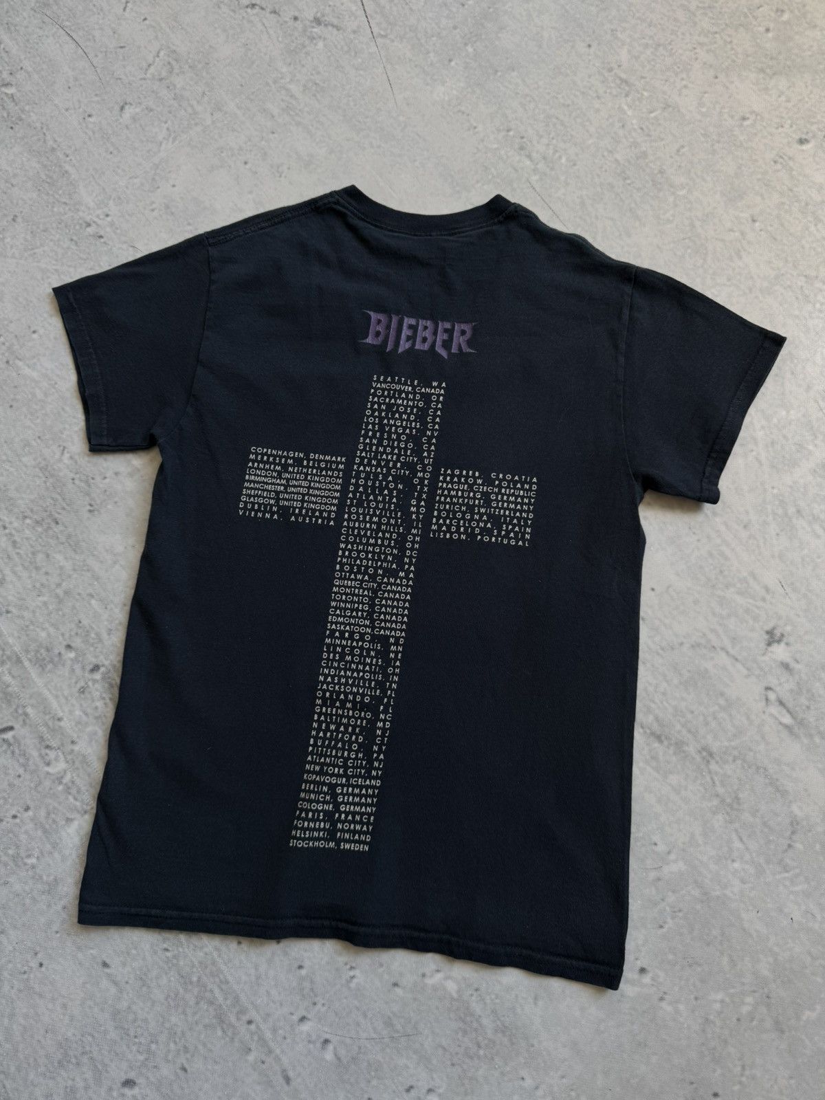 Justin Bieber Bieber Purpose Tour vintage big logo Size US S / EU 44-46 / 1 - 2 Thumbnail