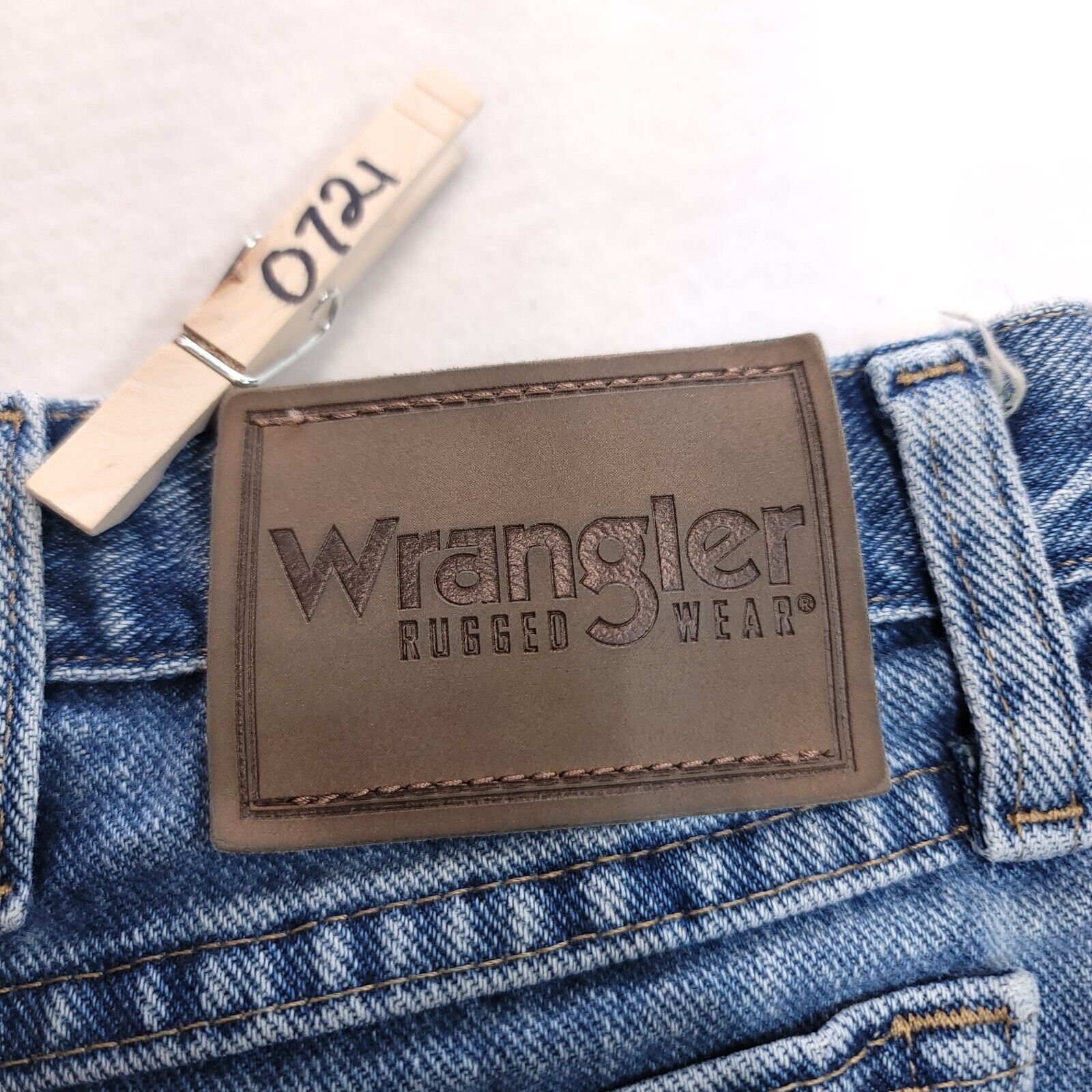 Wrangler Wrangler Casual Denim Medium Wash Jeans Mens Size 36x34 Blue Size US 36 / EU 52 - 6 Thumbnail