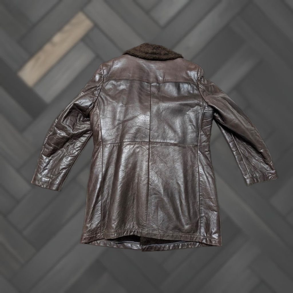 Doublet VINTAGE Puritan leather coat Men Chest 40 M Glove Leather Lambskin like brown pea coat faux mouton collar 40 in 22.5" 21" 23" 37" 18.5" 26" Mens Size ONE SIZE - 1 Thumbnail