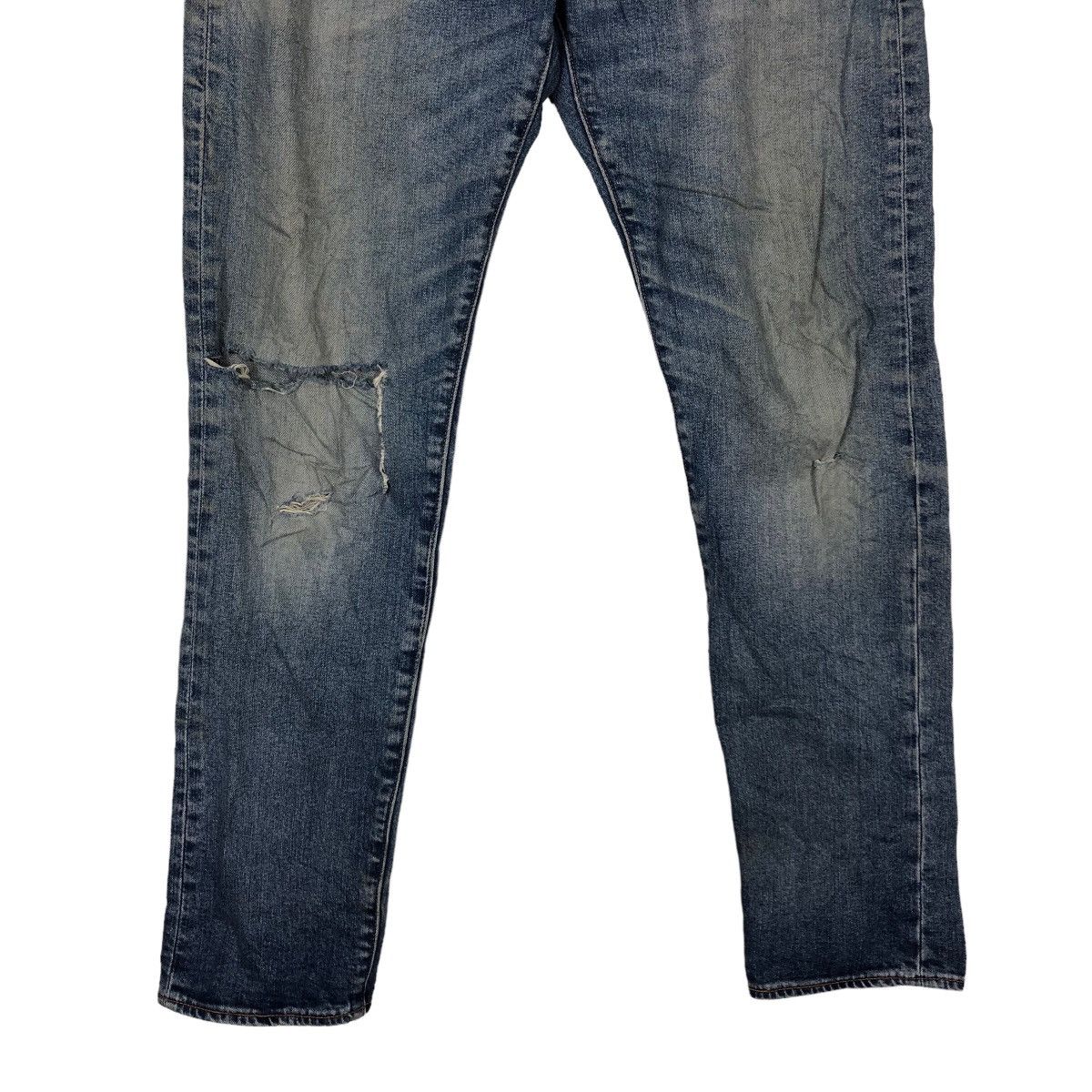Levi's 🔥90’s Vintage Levi’s Distressed Denim Jeans Size US 32 / EU 48 - 4 Thumbnail