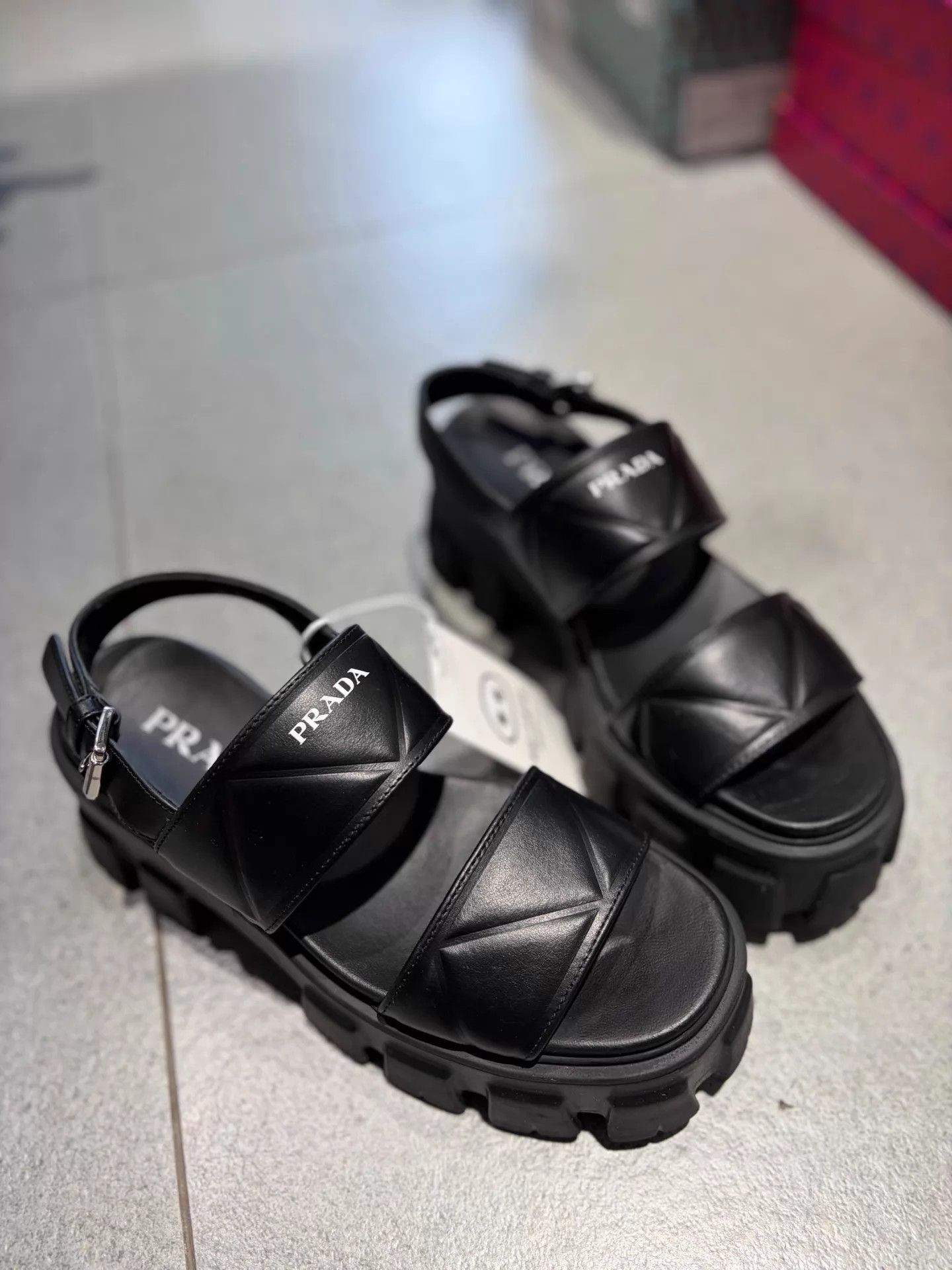 Prada Prada Black Leather Summer Platform Sandals 37.5 Size US 7 / IT 37 - 1 Thumbnail
