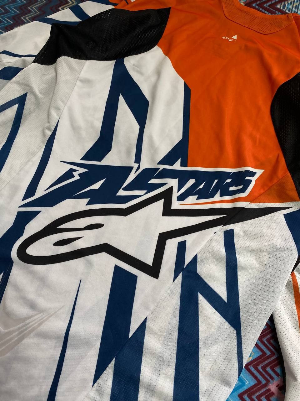 Alpinestars Vintage Alpinestars Big Center Logo Longsleeve Tee T-Shirt Size US XL / EU 56 / 4 - 12 Thumbnail