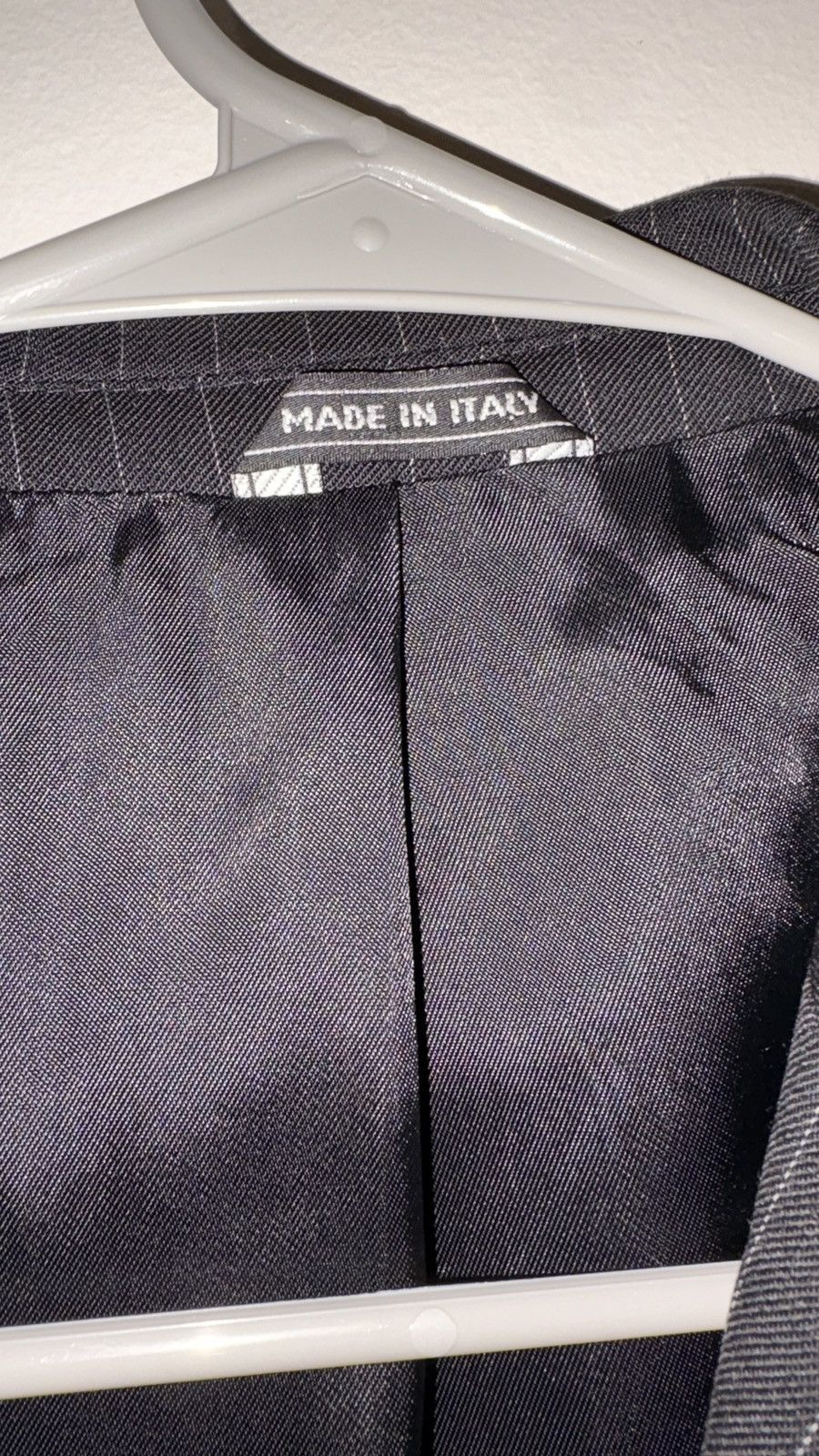 Armani Armani Collezioni Navy Pinstripe Wool Blazer EU 50R (US 40R) Size 40R - 4 Thumbnail
