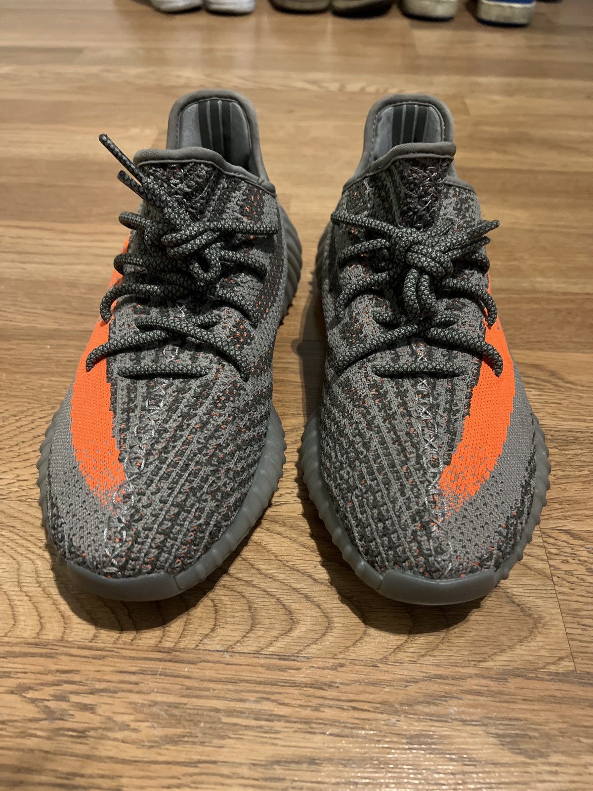Yeezy YEEZY Boost 350 V2 Size US 10.5 / EU 43-44 - 2 Thumbnail