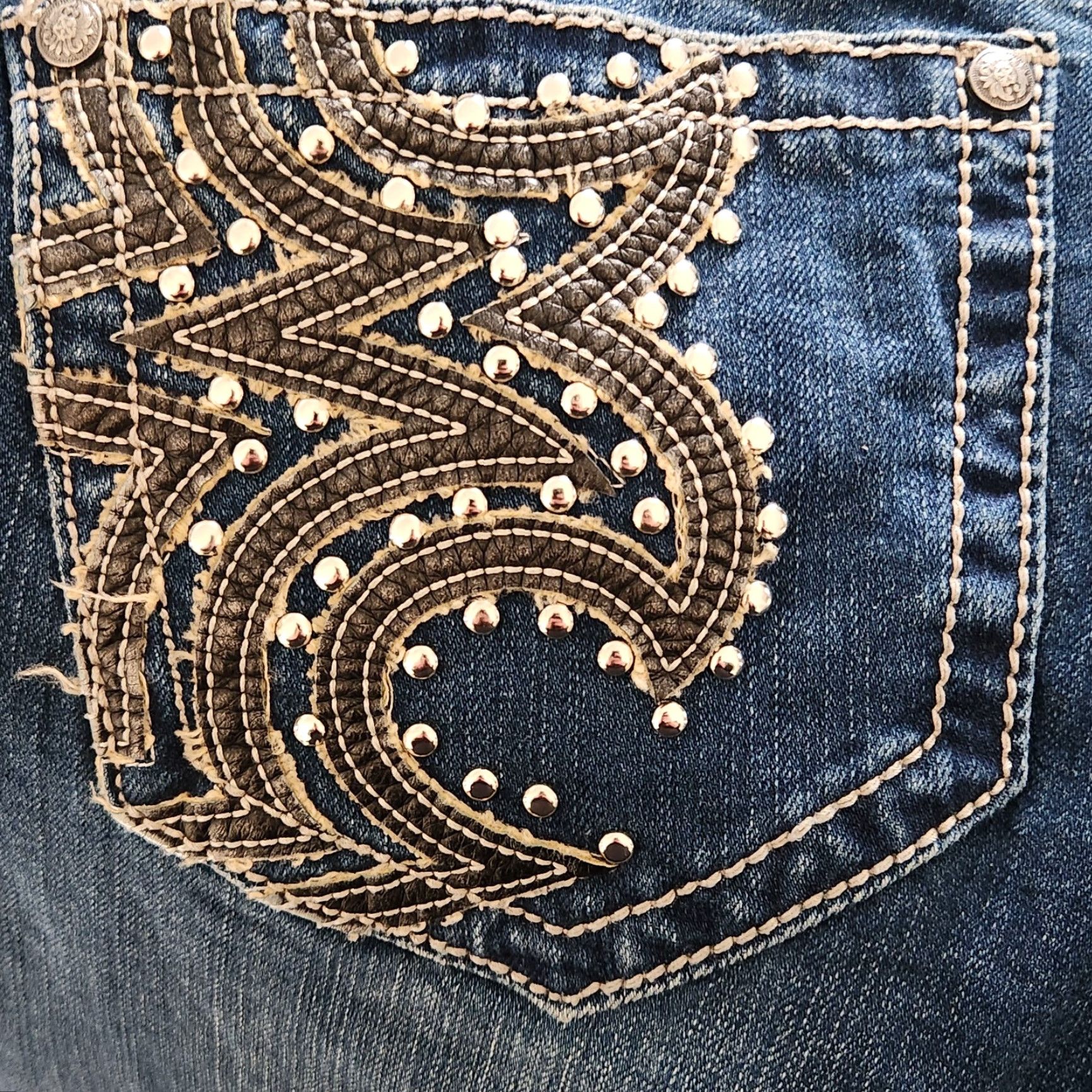 Denime Trinity Jeans Blue Denim 9 Regular Women Bootcut Rhinestone Embroidered Beaded Logo Studded Western Cowgirl Size 30" / US 8 / IT 44 - 7 Thumbnail