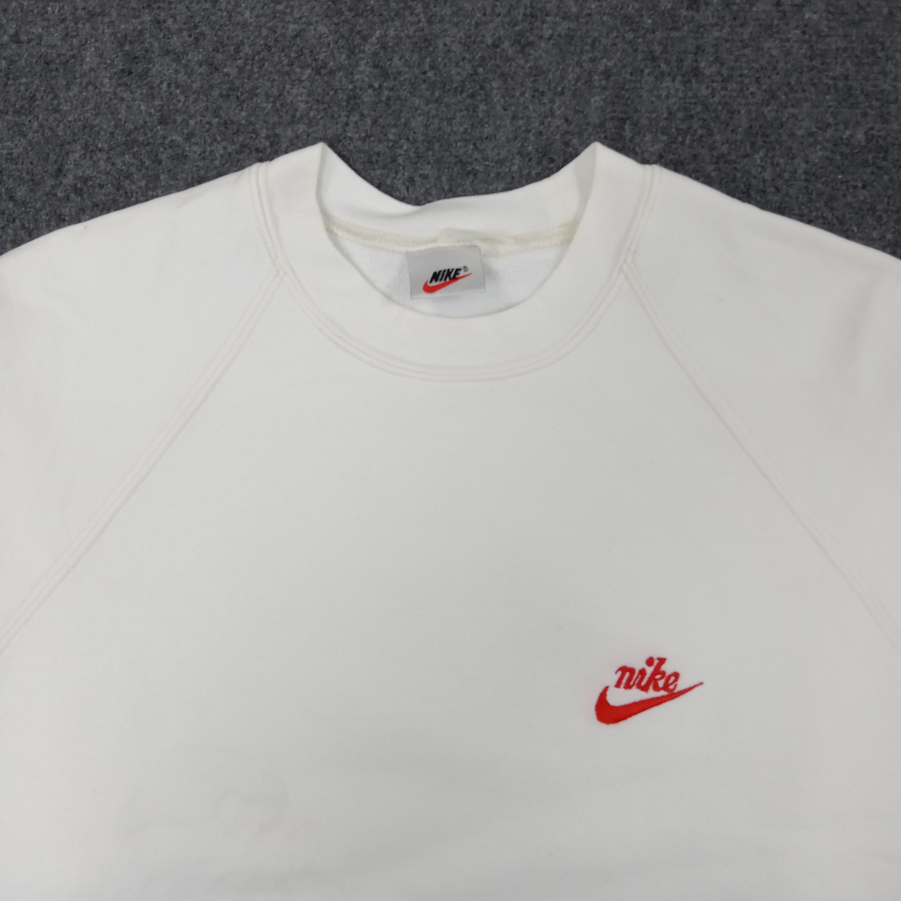 Nike × Vintage Nike American Sports Style Small Swoosh Sweatshirt Size US S / EU 44-46 / 1 - 2 Thumbnail