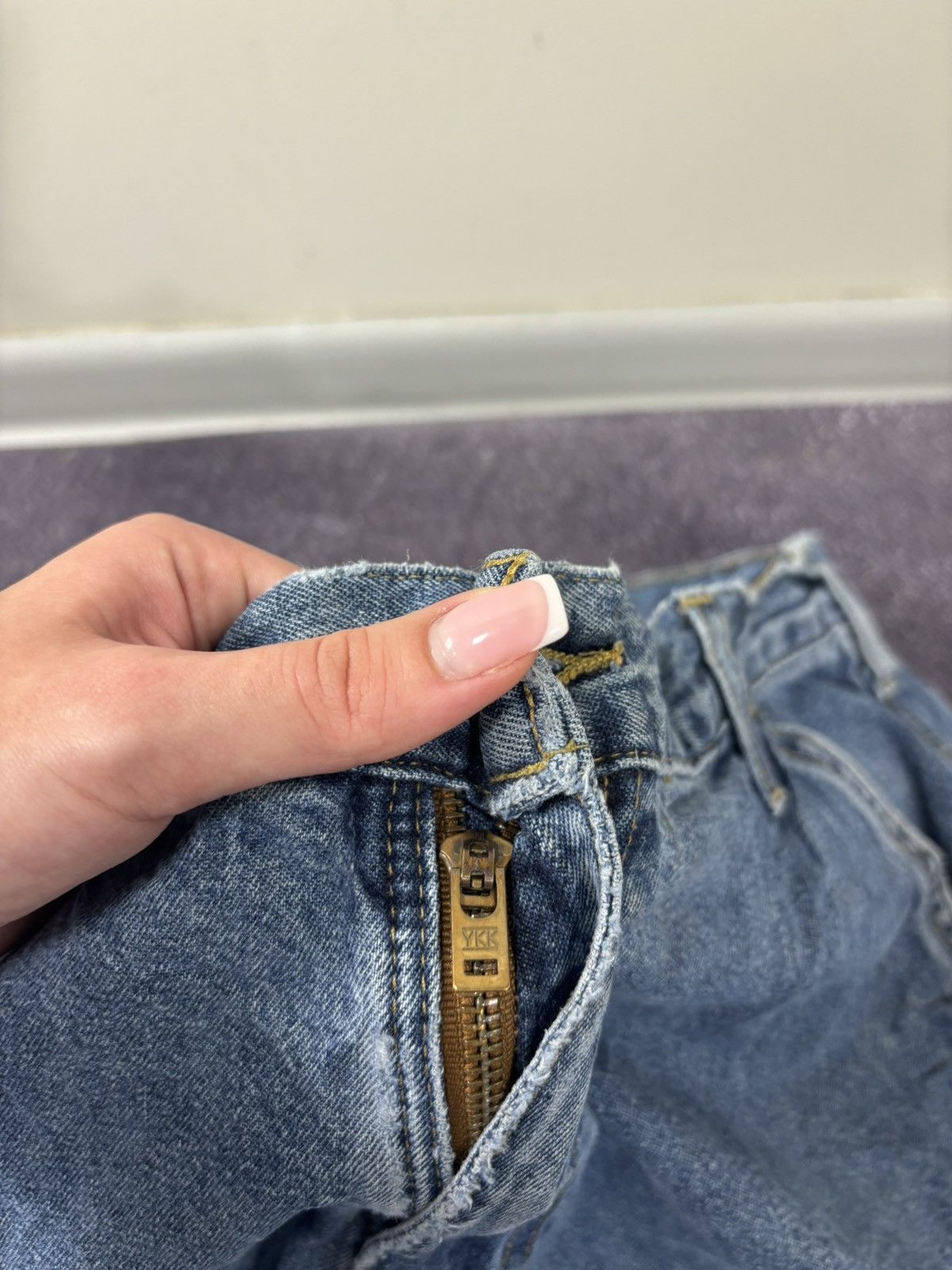 Carhartt Vintage Carhartt Dungaree Fit Y2K Workwear Denim Baggy Jeans Size US 36 / EU 52 - 13 Thumbnail