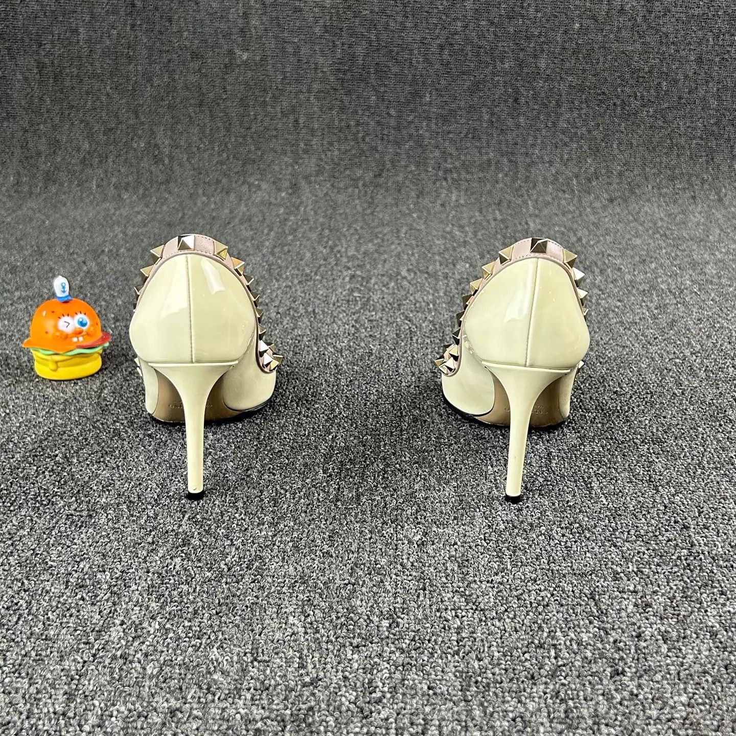 Valentino Valentino Women's Yellow Studded High Heels 35 Size US 4.5 / IT 34.5 - 5 Thumbnail