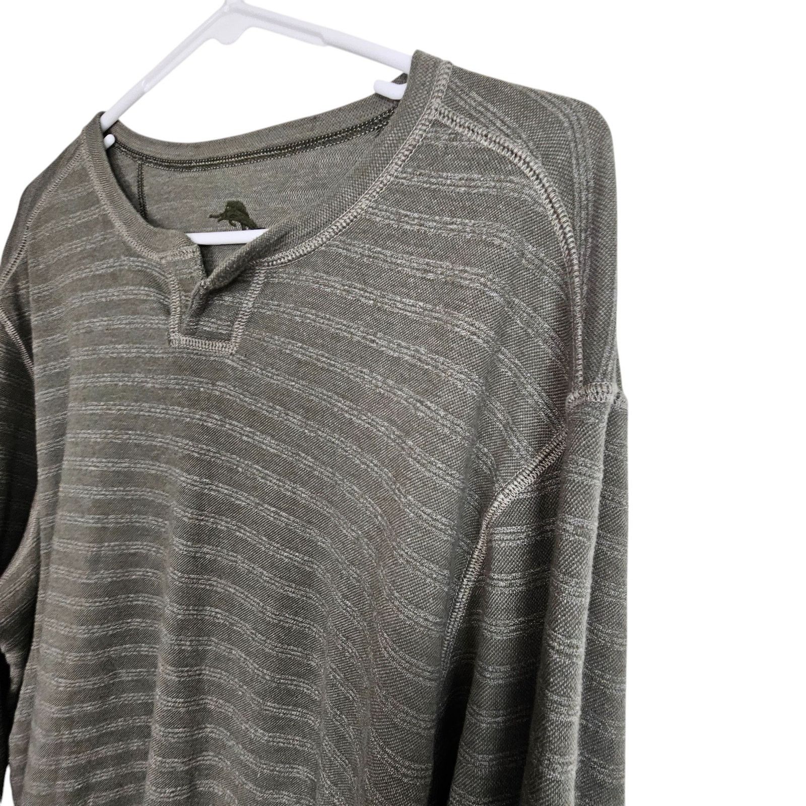 Tommy Bahama Tommy Bahama Mens Striped Henley Knit Sweater Size XL Preppy Size US L / EU 52-54 / 3 - 5 Thumbnail