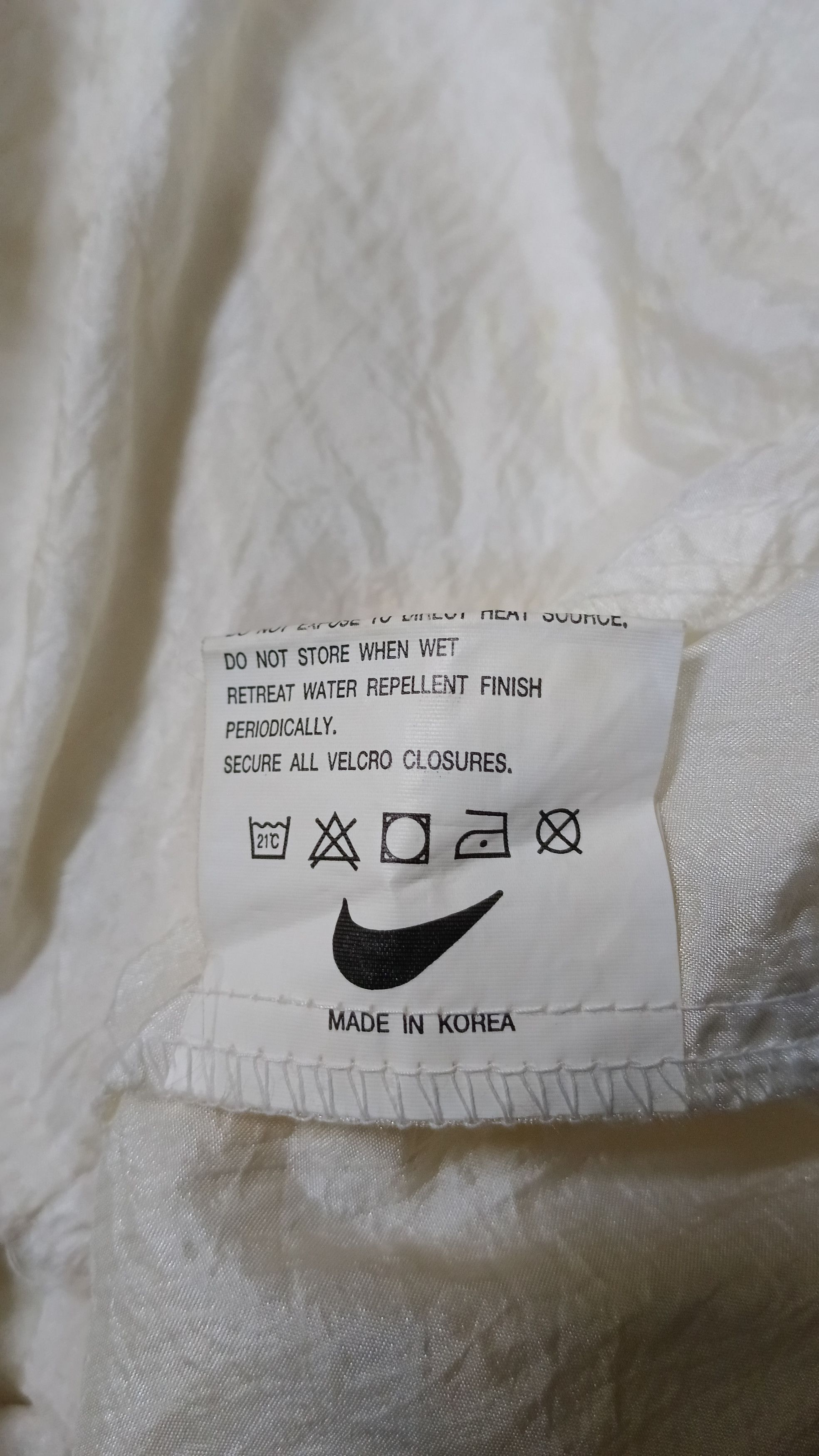 Nike × Vintage Vintage Nike Distressed Windbreaker Size US L / EU 52-54 / 3 - 7 Thumbnail