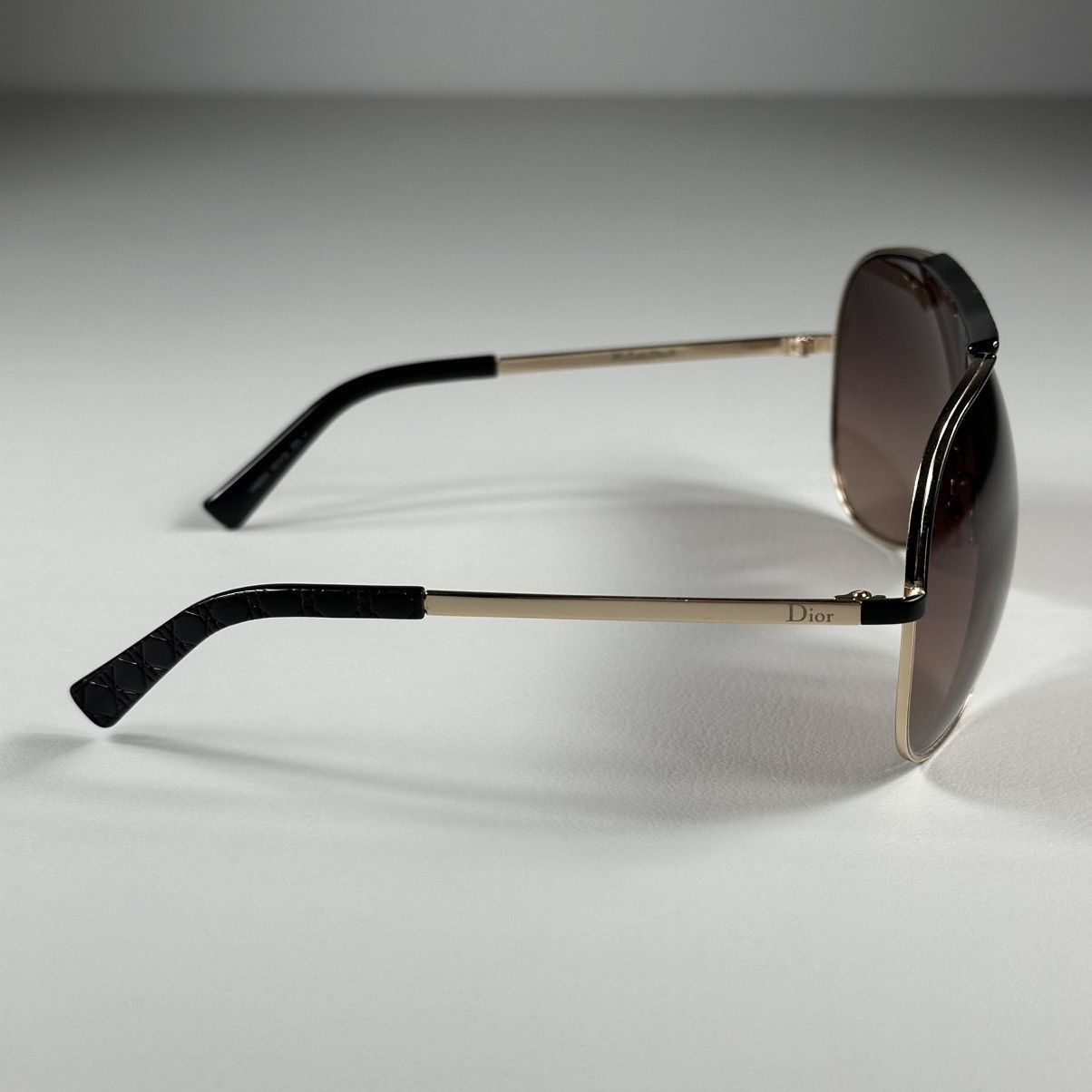 Dior Dior MyLadyDior8 Gold and Black Large Aviator Sunglasses Size ONE SIZE - 3 Thumbnail