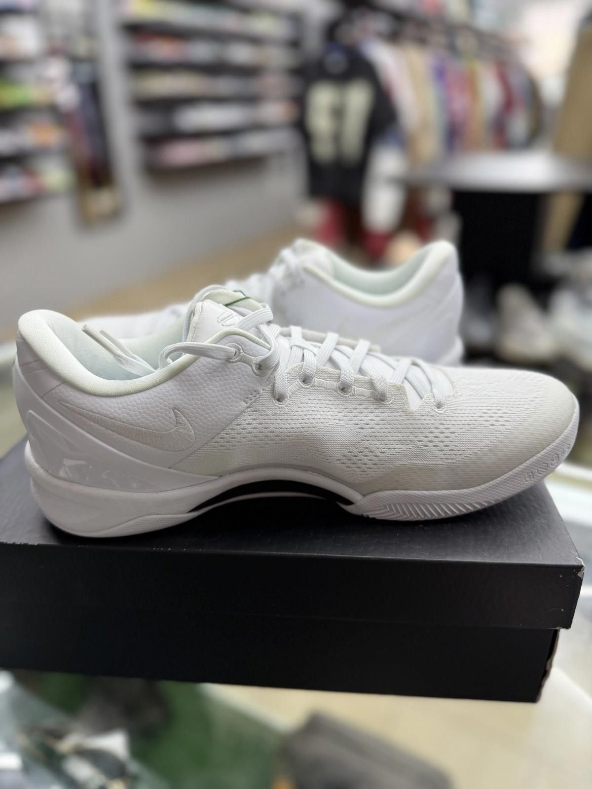 Nike Size 10 Nike Kobe 8 Protro Low Halo Triple White FJ9364-100 Size US 10 / EU 43 - 4 Thumbnail