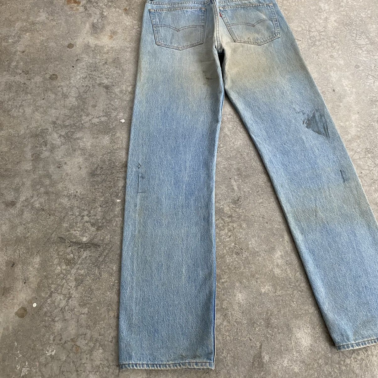 Levi's Size 30x32 Vintage 1991 Levis 501 Light Blue Dirty Jeans Size US 30 / EU 46 - 16 Thumbnail