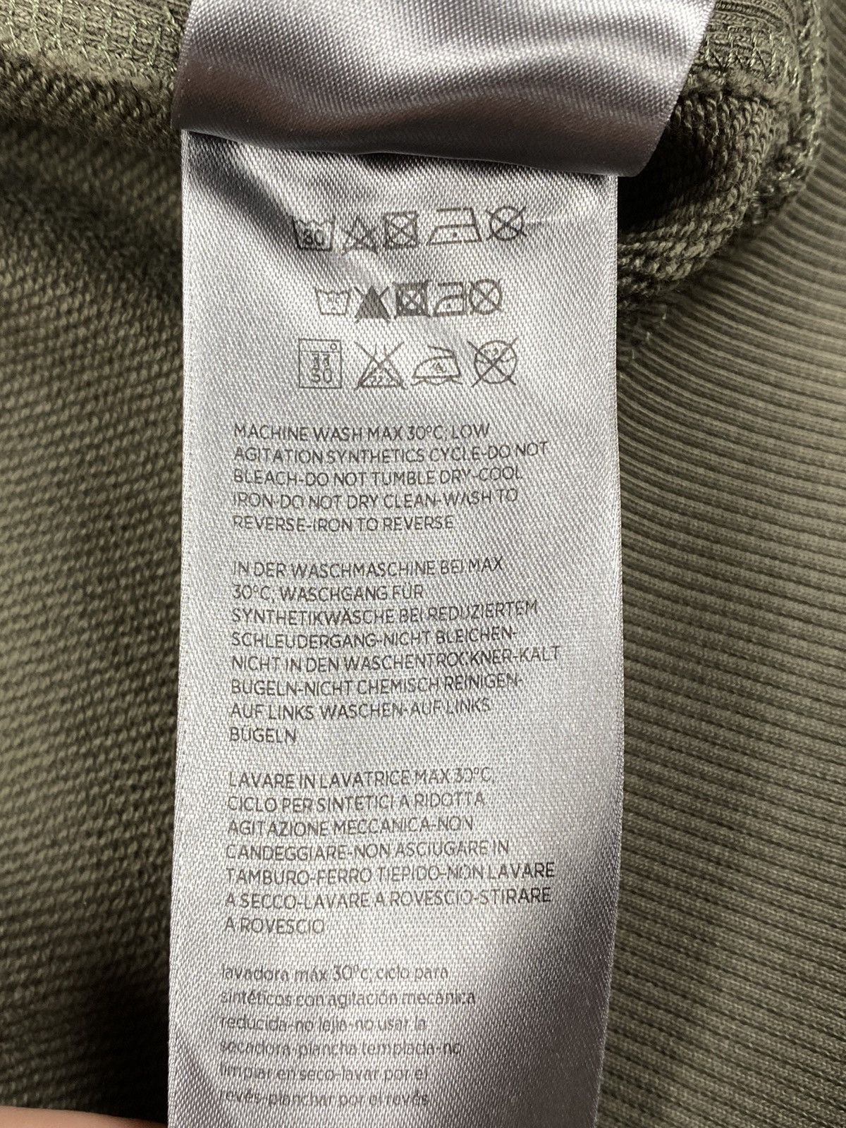 Belstaff Vintage Belstaff England Patch Lebel Designer Sweatshirt Size US L / EU 52-54 / 3 - 14 Thumbnail