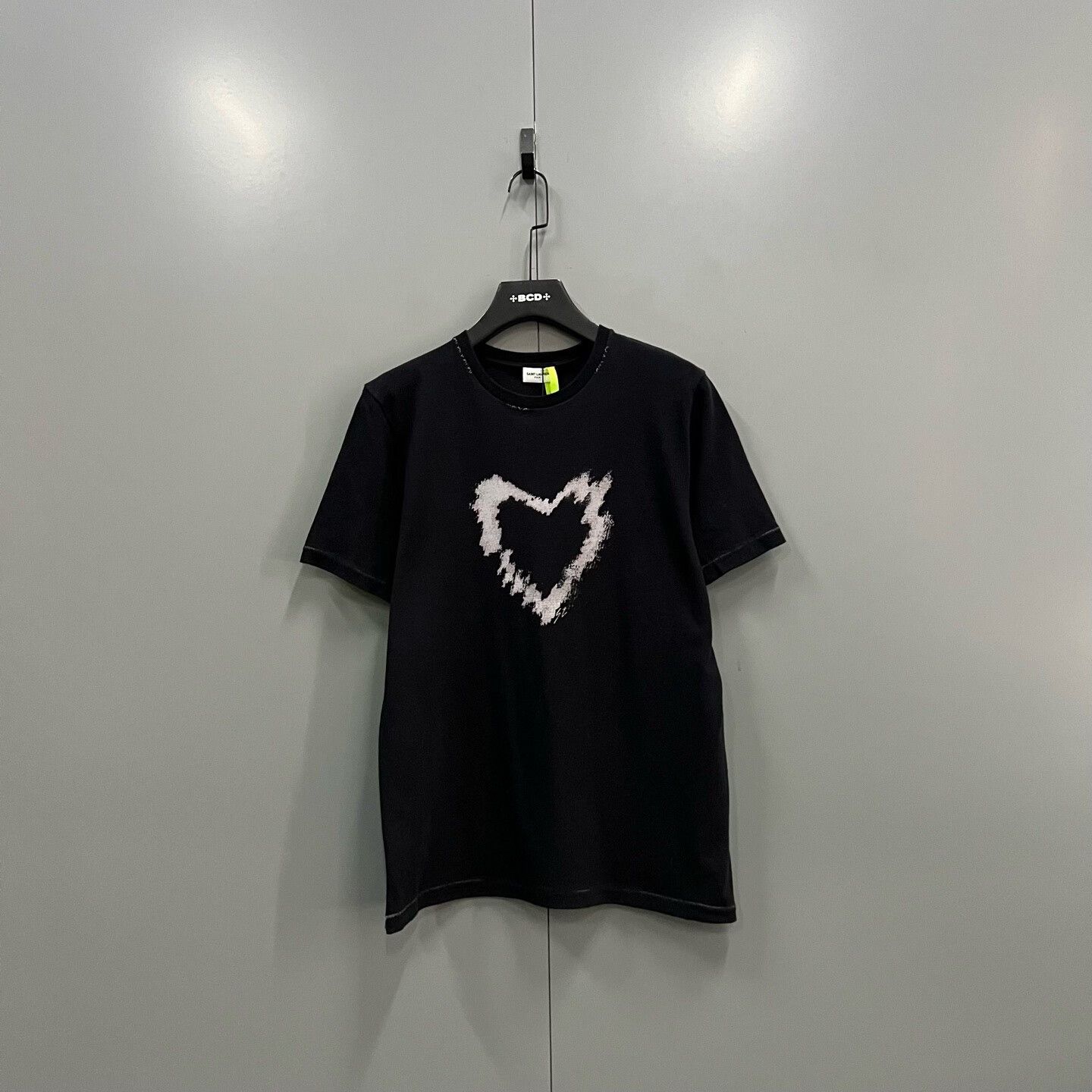 Saint Laurent Paris Saint Laurent Paris Graphic T-Shirt S Women Size S / US 4 / IT 40 - 1 Thumbnail