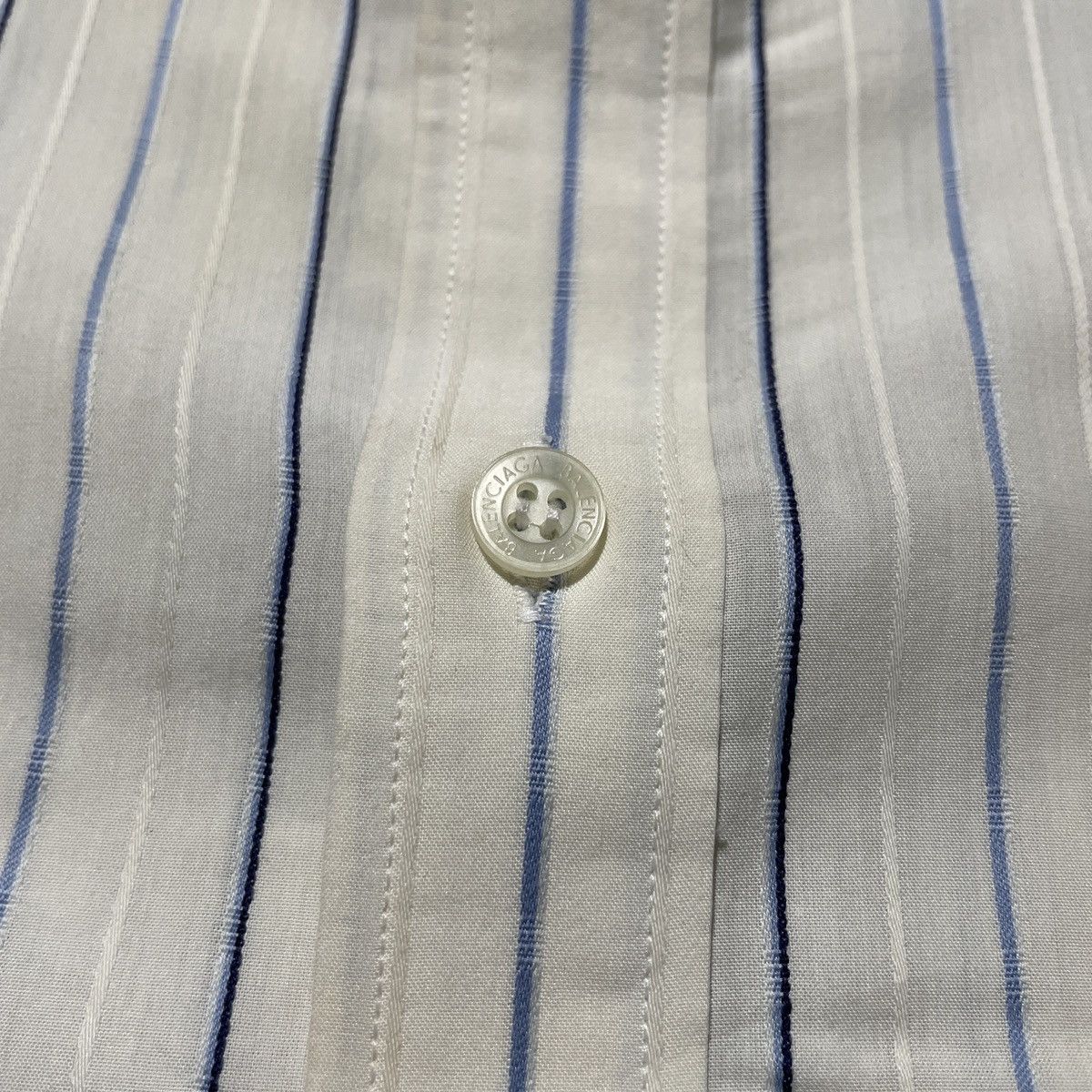 Vintage Vintage Balenciaga Pocket Shirts BB Embroidered Size US XL / EU 56 / 4 - 6 Thumbnail