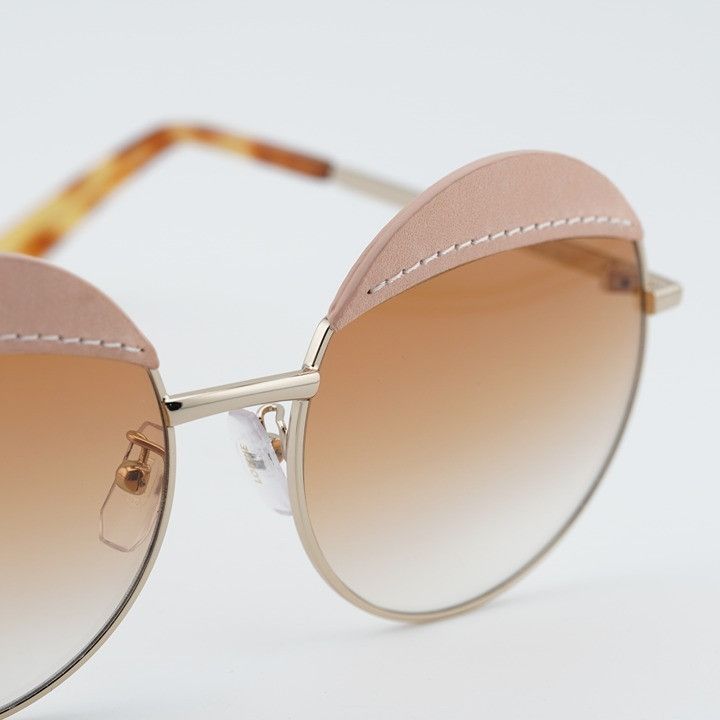 Loewe Loewe LW40007U 33F Sunglasses Gold/Pink Leather Round Frame Size ONE SIZE - 6 Thumbnail