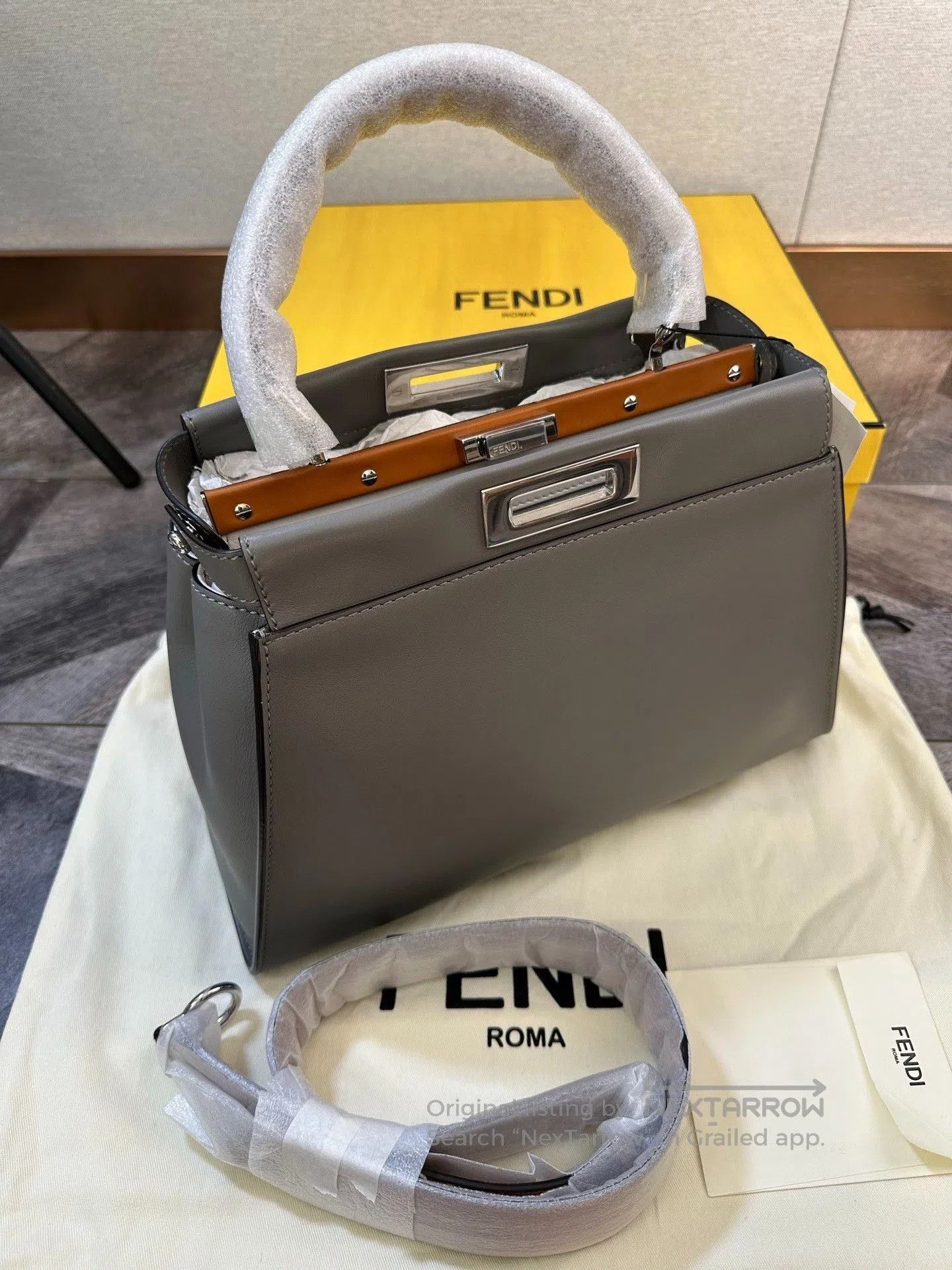 Fendi Fendi Classic Peekaboo New Medium. Size ONE SIZE - 5 Thumbnail