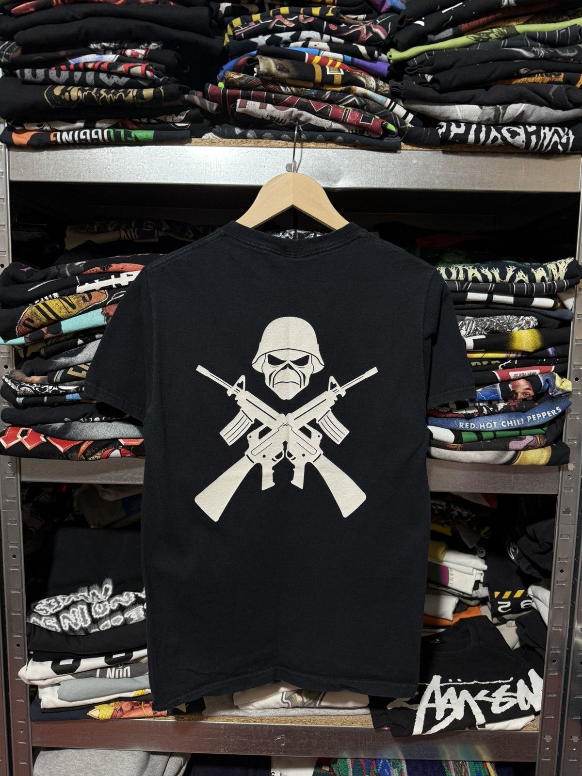 Band Tees IRON MAIDEN BAND A MATTER OF LIFE AND DEATH 2007 T-SHIRT Size US S / EU 44-46 / 1 - 2 Thumbnail