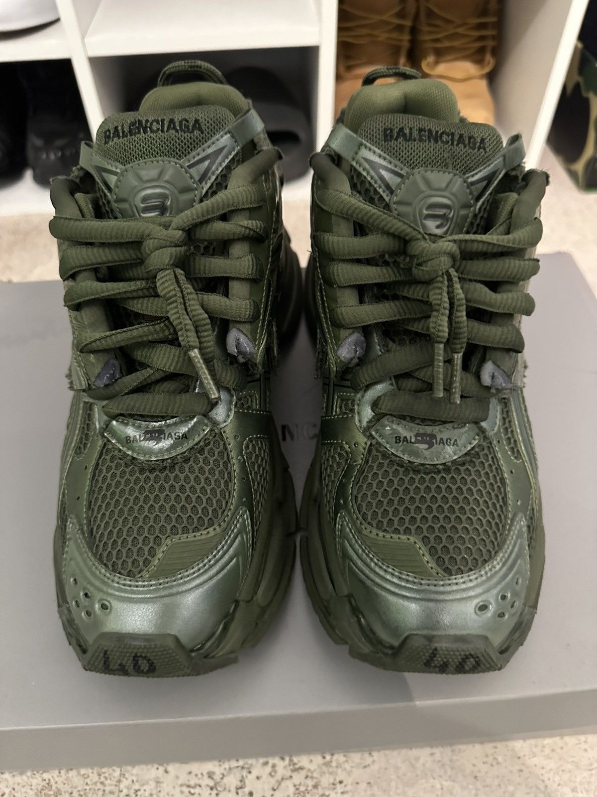 Balenciaga Balenciaga runner khaki Size US 7 / EU 40 - 2 Thumbnail