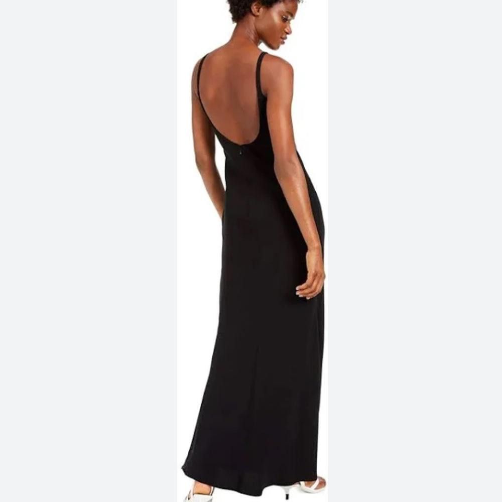 Calvin Klein Calvin Klein l NWT Halter Neck Crepe Gown Size 2 Size XS / US 0-2 / IT 36-38 - 2 Thumbnail