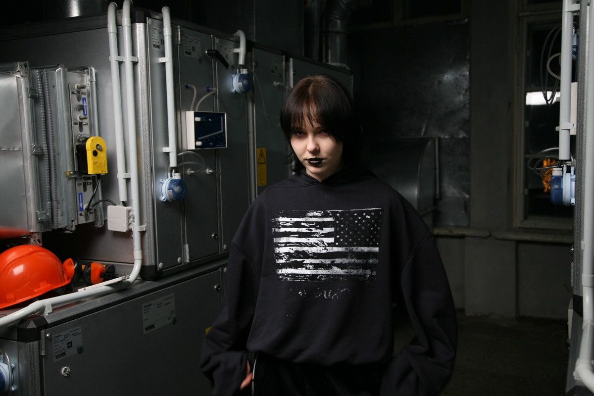 Japanese Brand × Vintage VINTAGE Y2K ARCHIVE HOODY Size US L / EU 52-54 / 3 - 2 Thumbnail
