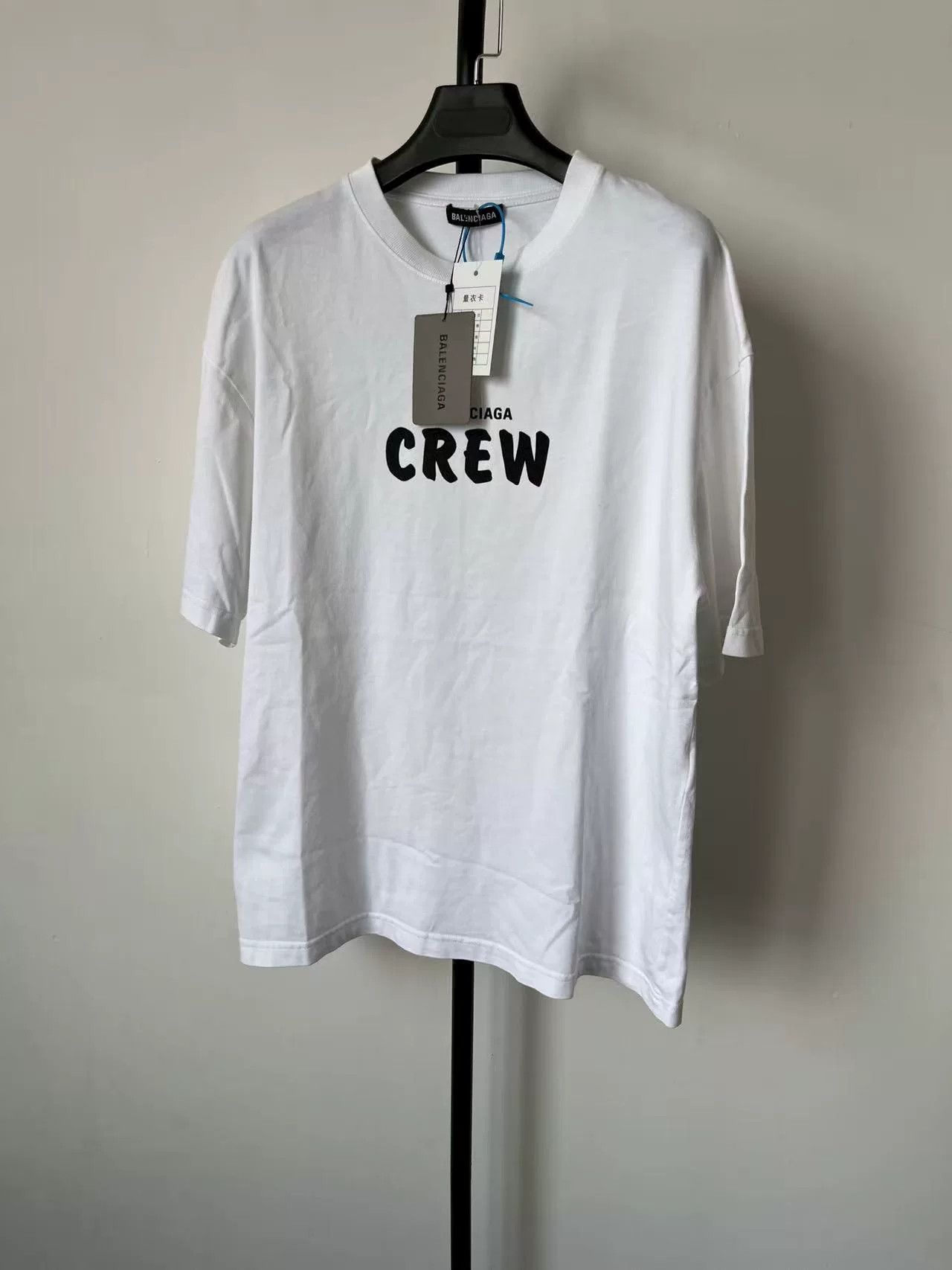 Balenciaga Balenciaga Men's Letter Print Crew Neck T-shirt Size US S / EU 44-46 / 1 - 1 Thumbnail