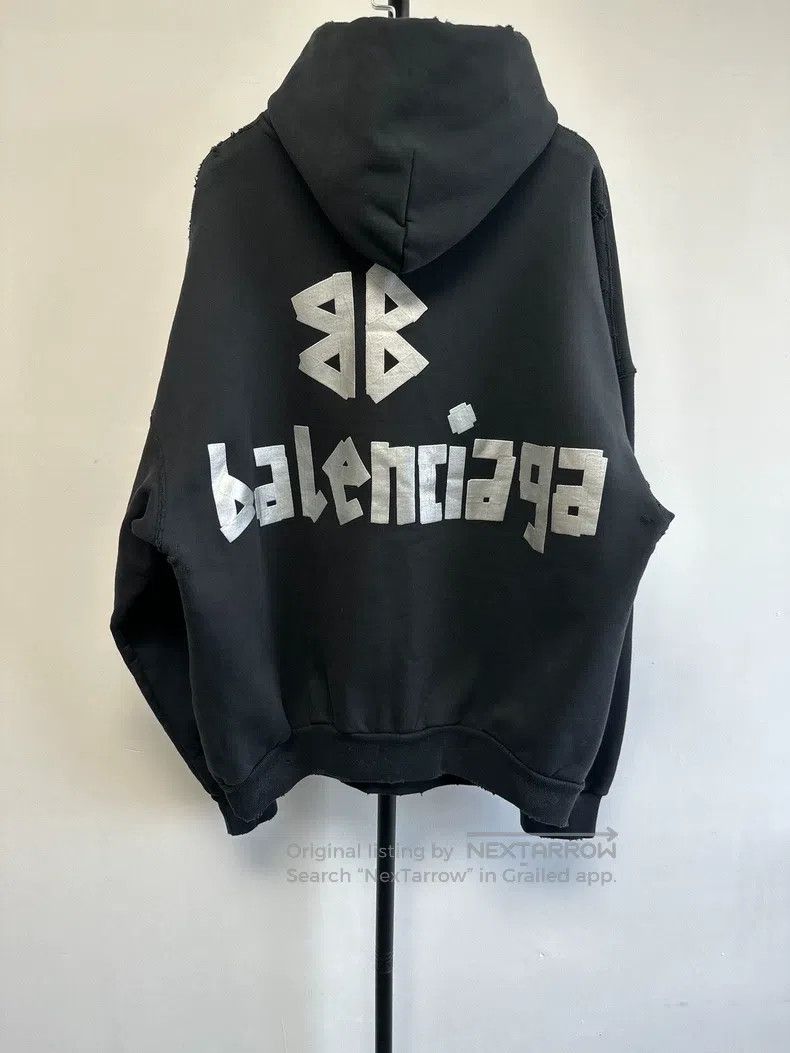 Balenciaga Balenciaga Pullover logo long-sleeve sweatshirt Size US S / EU 44-46 / 1 - 2 Thumbnail