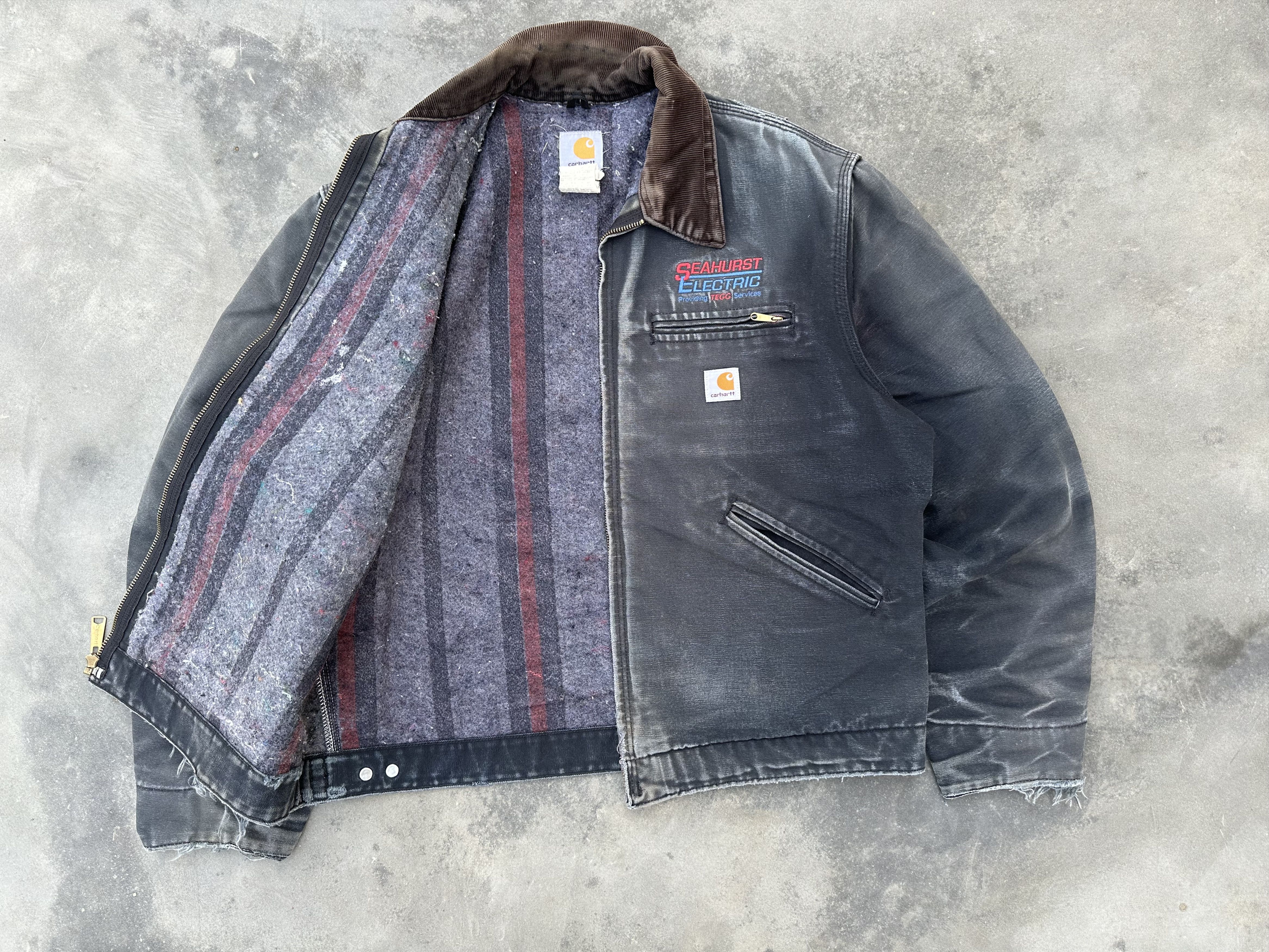 Carhartt Vintage Carhartt Distressed Detroit Jacket – Faded Black Size US L / EU 52-54 / 3 - 8 Thumbnail