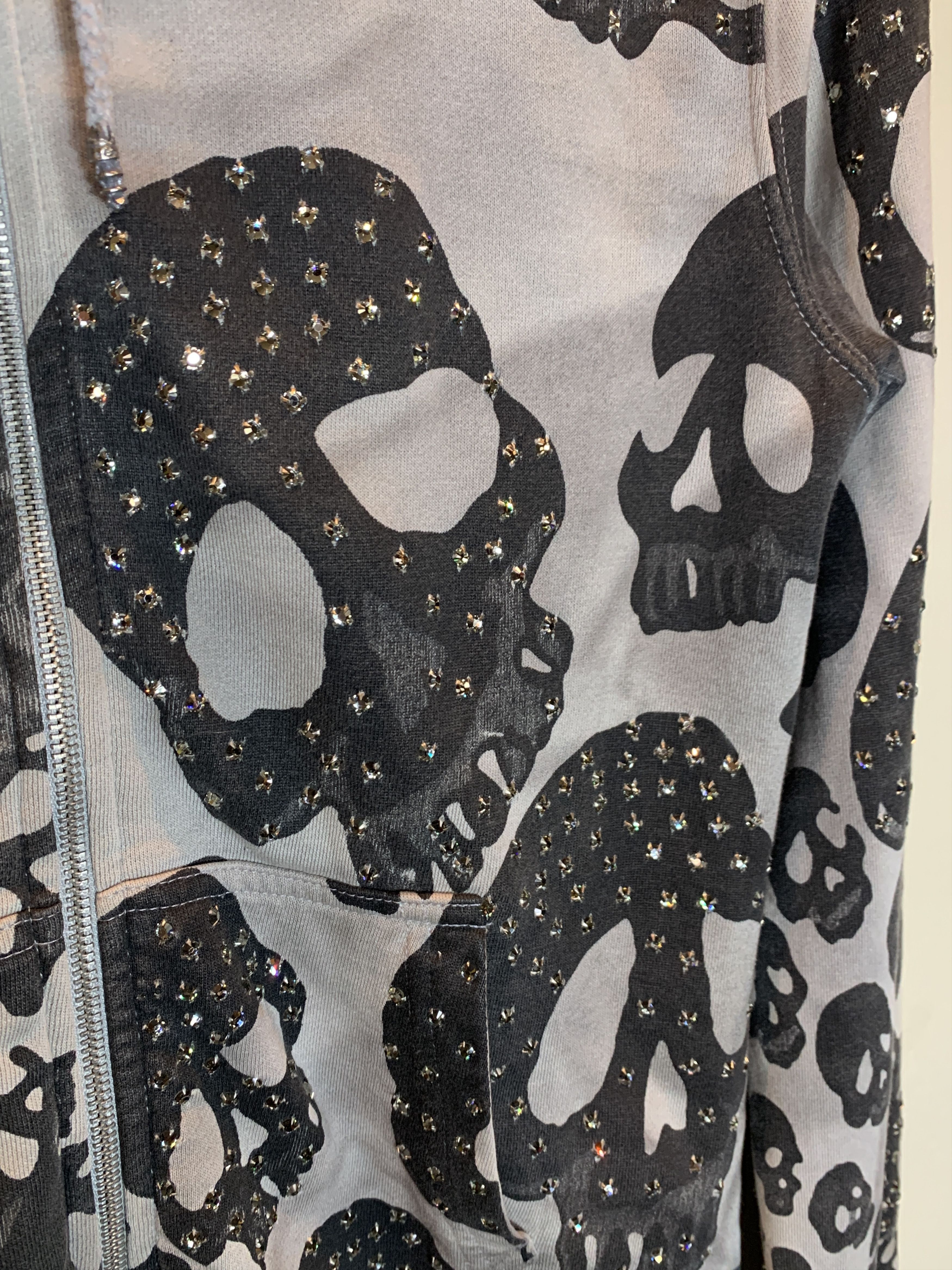A&G Rock RARE Vintage A&G Rock Amal Guessous Skulls Rhinestone Hoodie Size US S / EU 44-46 / 1 - 5 Thumbnail