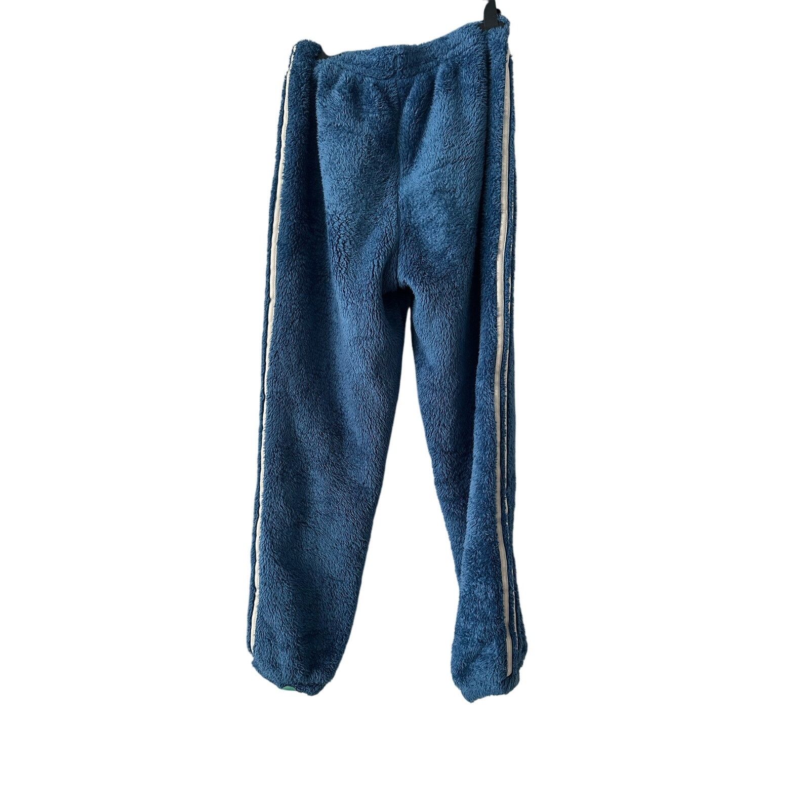 Adidas Rare Adidas Originals Men's Indigo Fur Pants IJ9084 -Size S Size 26" / US 2 / IT 38 - 3 Thumbnail