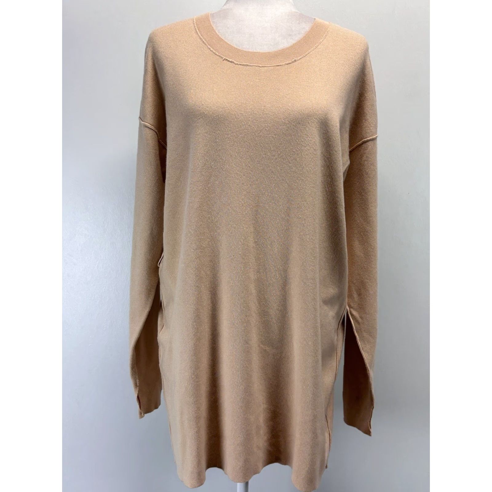 Free People Free People Knit Sweater Dress Womens Small Long Sleeve Shift Boho Slouchy Tunic Beige/tan Belt Loops Casual Knit Dress Short Womens Size S / US 4 / IT 40 - 2 Thumbnail