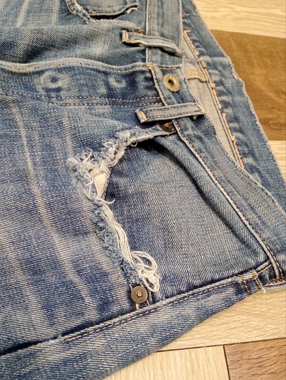 Levi's Vintage Clothing LEVI'S VINTAGE 501 CAPITAL E SELVEDGE BLUE DENIM JEANS Size US 30 / EU 46 - 7 Thumbnail