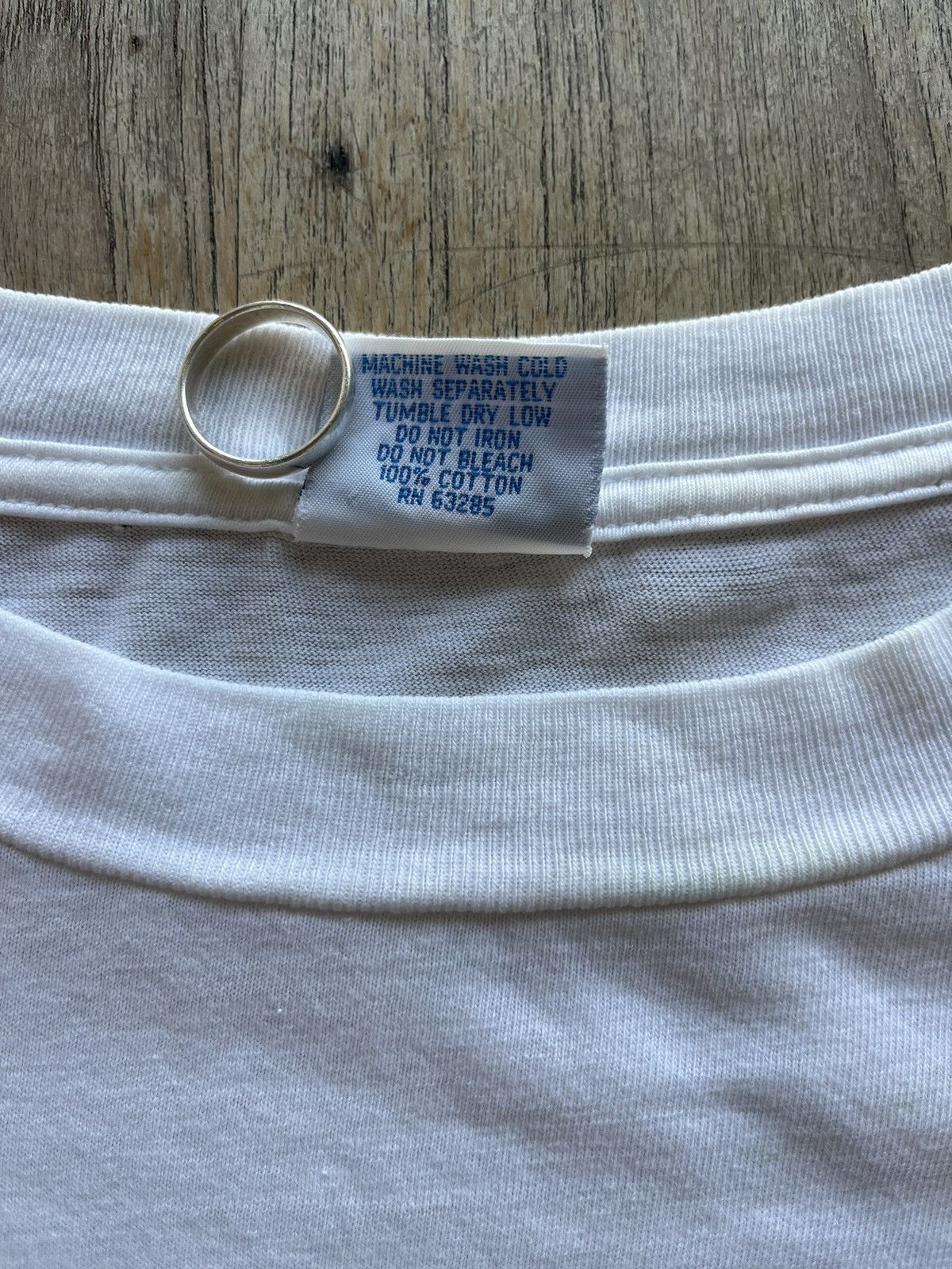 Vintage Vintage PIGTORIA’S SECRET 90’s parody by Jim Henson Tshirt Size US XL / EU 56 / 4 - 5 Thumbnail