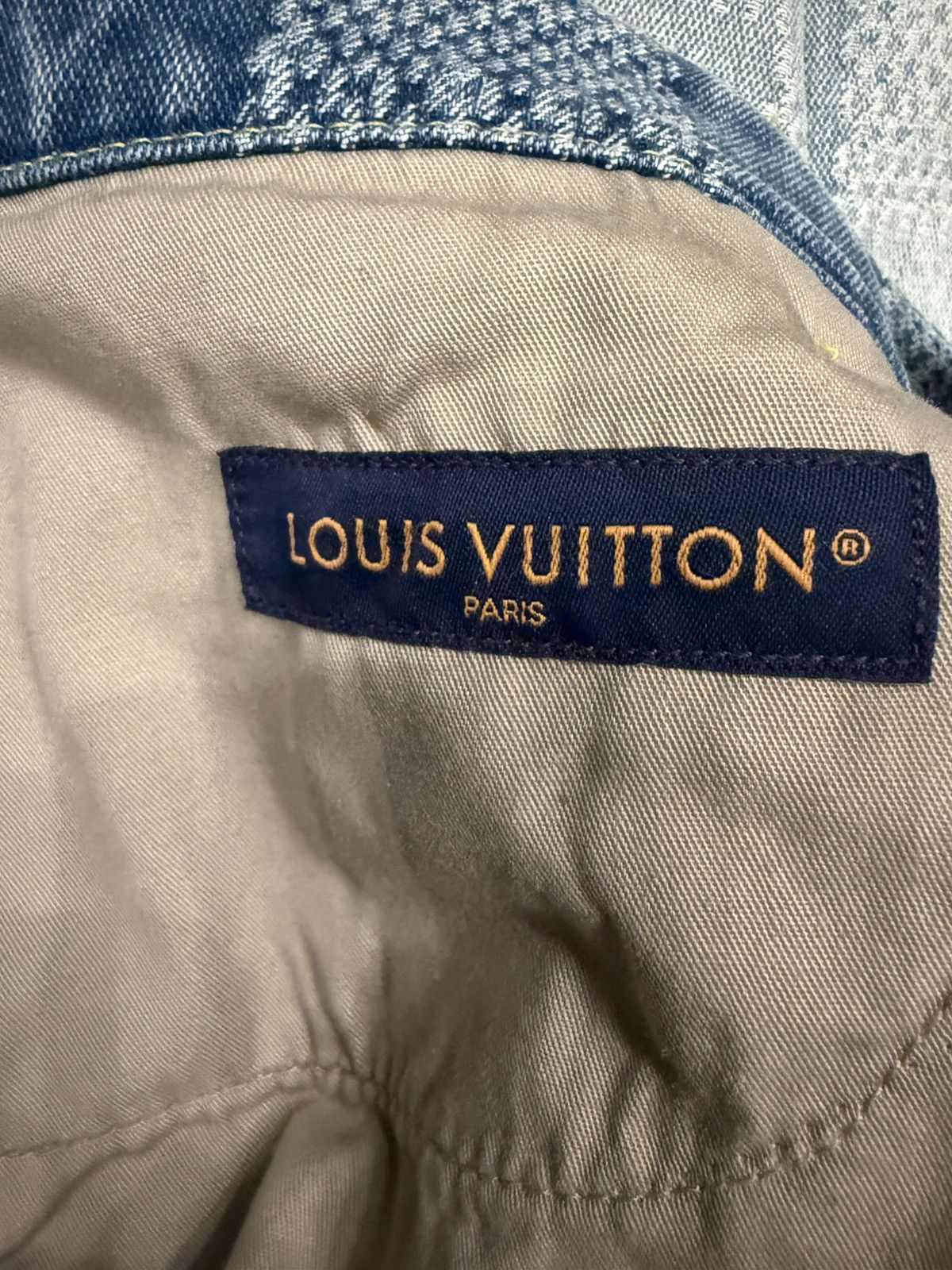 Louis Vuitton Louis Vuitton x Pharrell - 1st Fashion Show denim - 34 Size US 34 / EU 50 - 10 Thumbnail