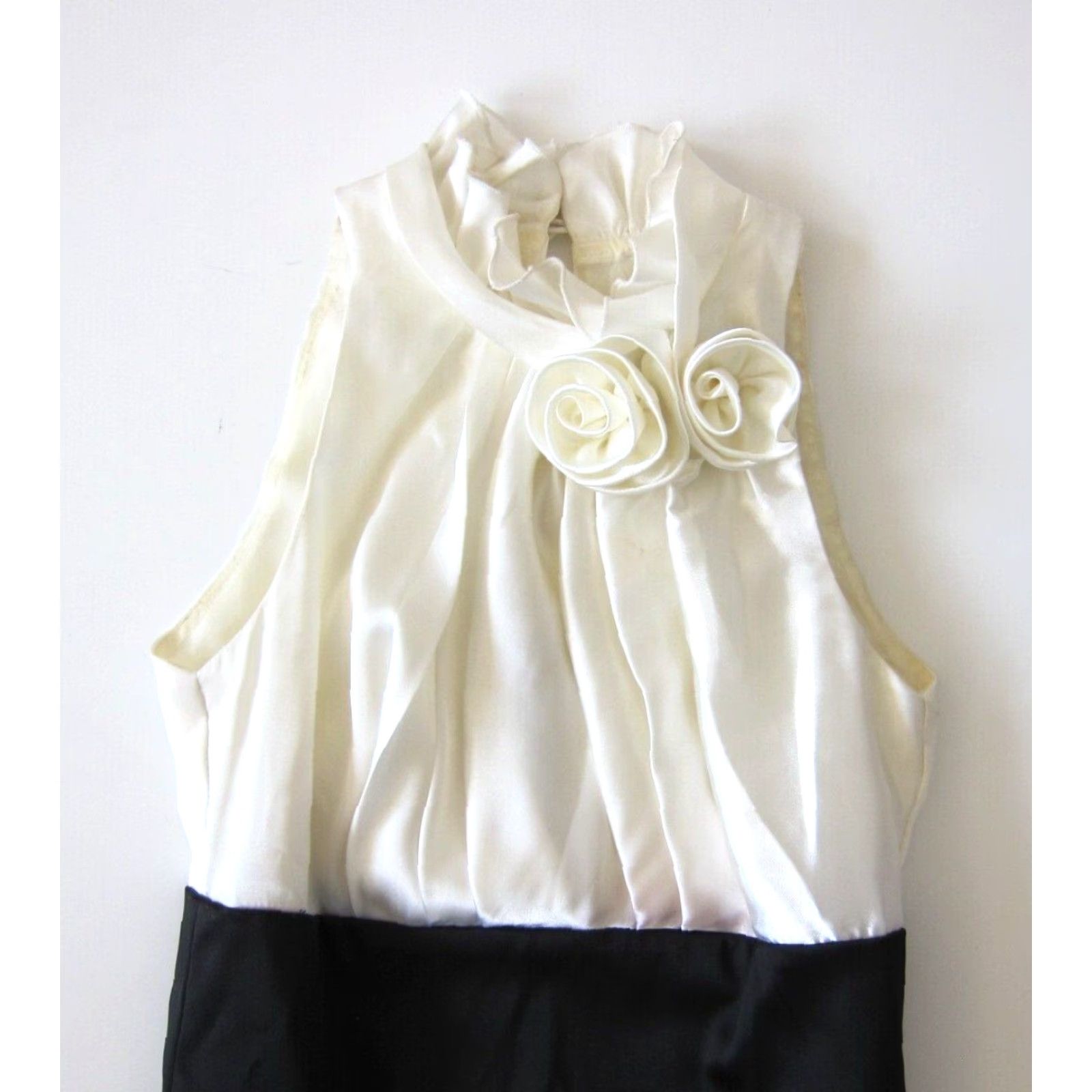 PrettyLittleThing Night Way Ivory Black Satin Sleeveless Mock Neck Floral Sheath Party Dress 4 Size S / US 4 / IT 40 - 3 Thumbnail