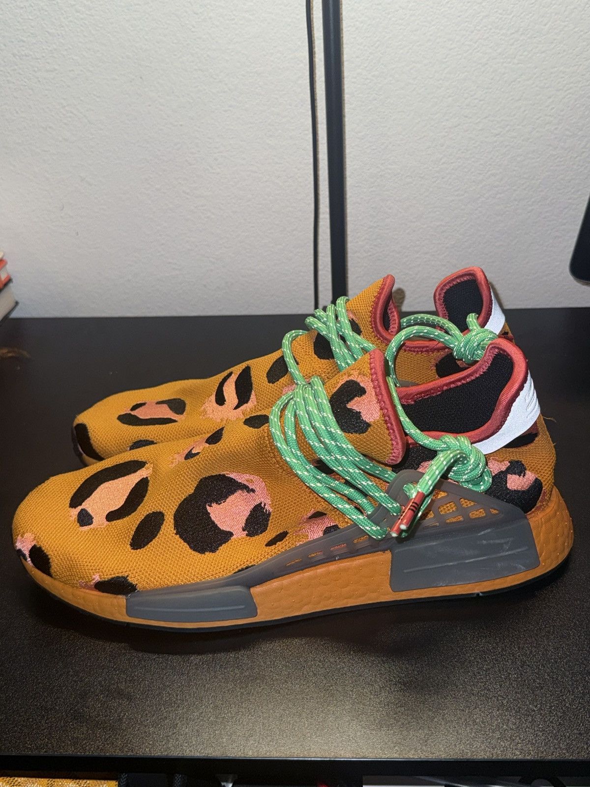Pharrell Human race adidas Size US 10 / EU 43 - 2 Thumbnail