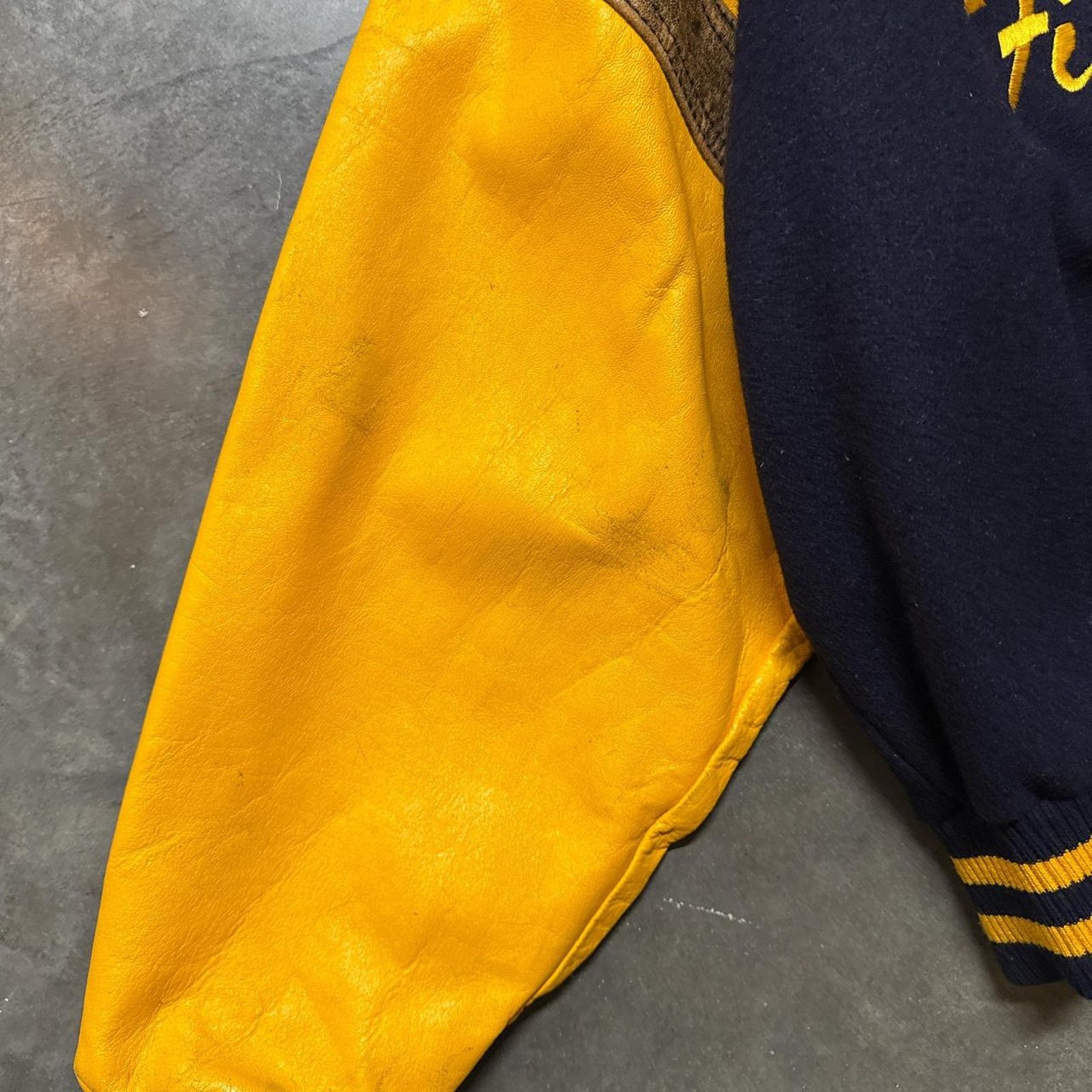 Vintage Vintage 90s Notre Dame Cooper Leather Varsity Jacket Size US XL / EU 56 / 4 - 4 Thumbnail