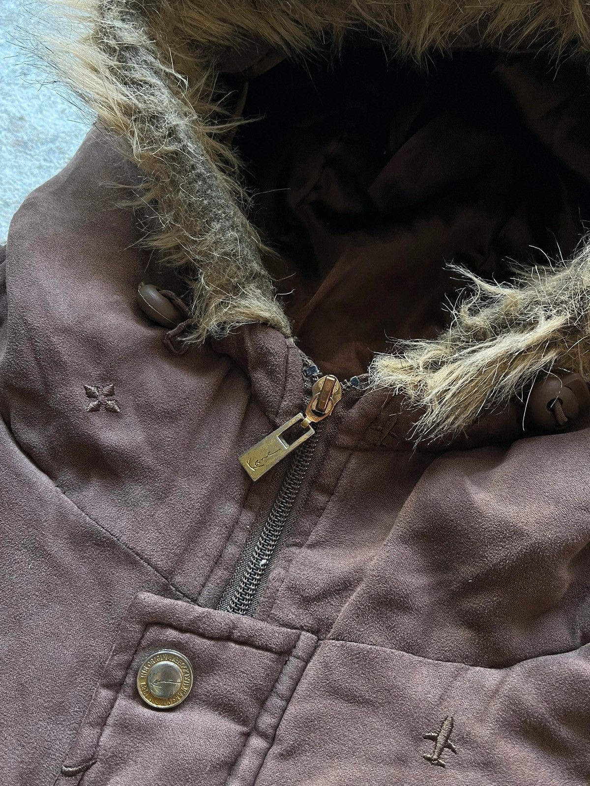 Karl Kani Karl Kani Vintage Hip-Hop Puffer Jacket Velour Monograms Size US XL / EU 56 / 4 - 5 Thumbnail